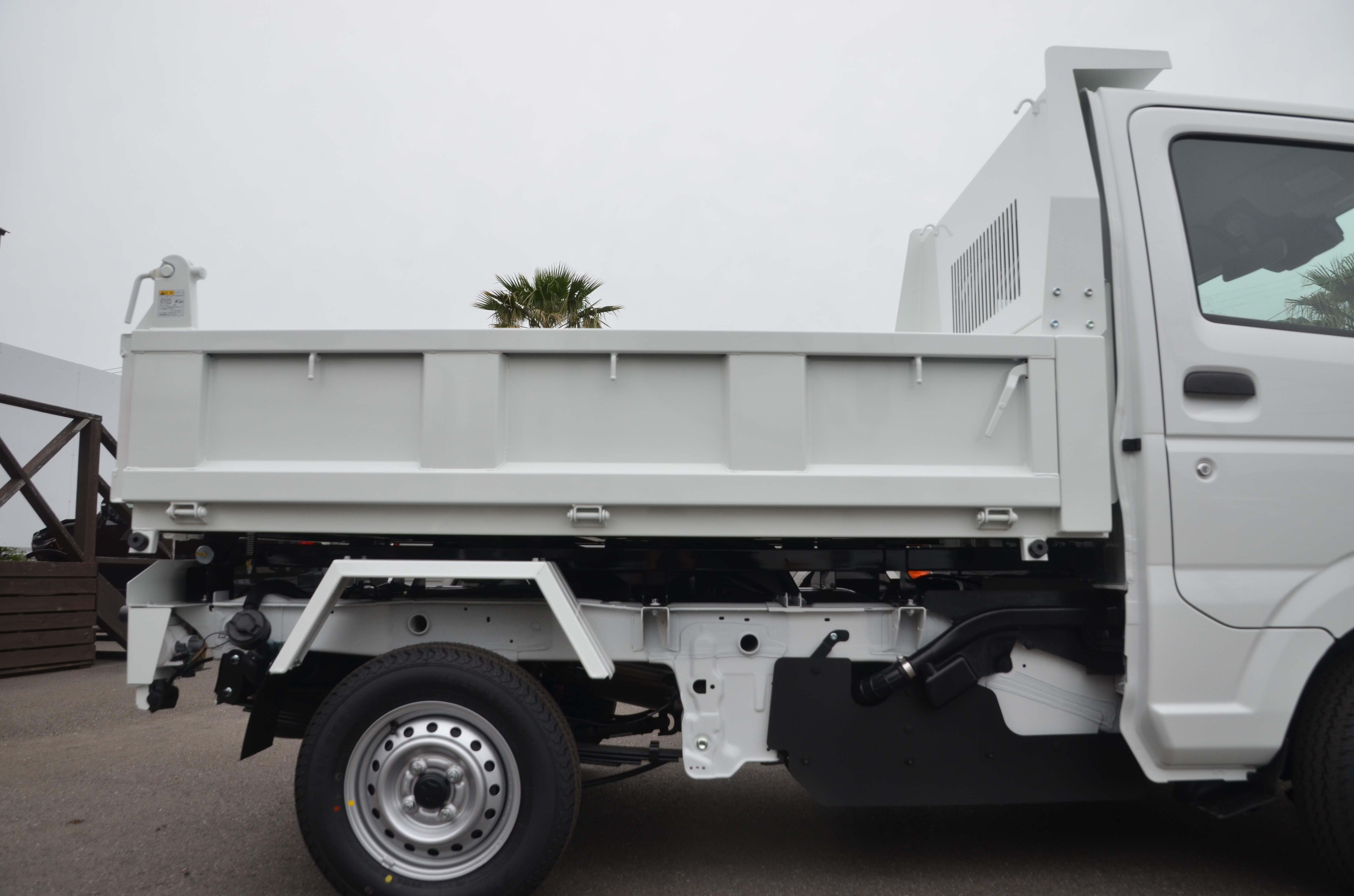 スズキ キャリイ 3BD-DA16T(4WD)の写真6