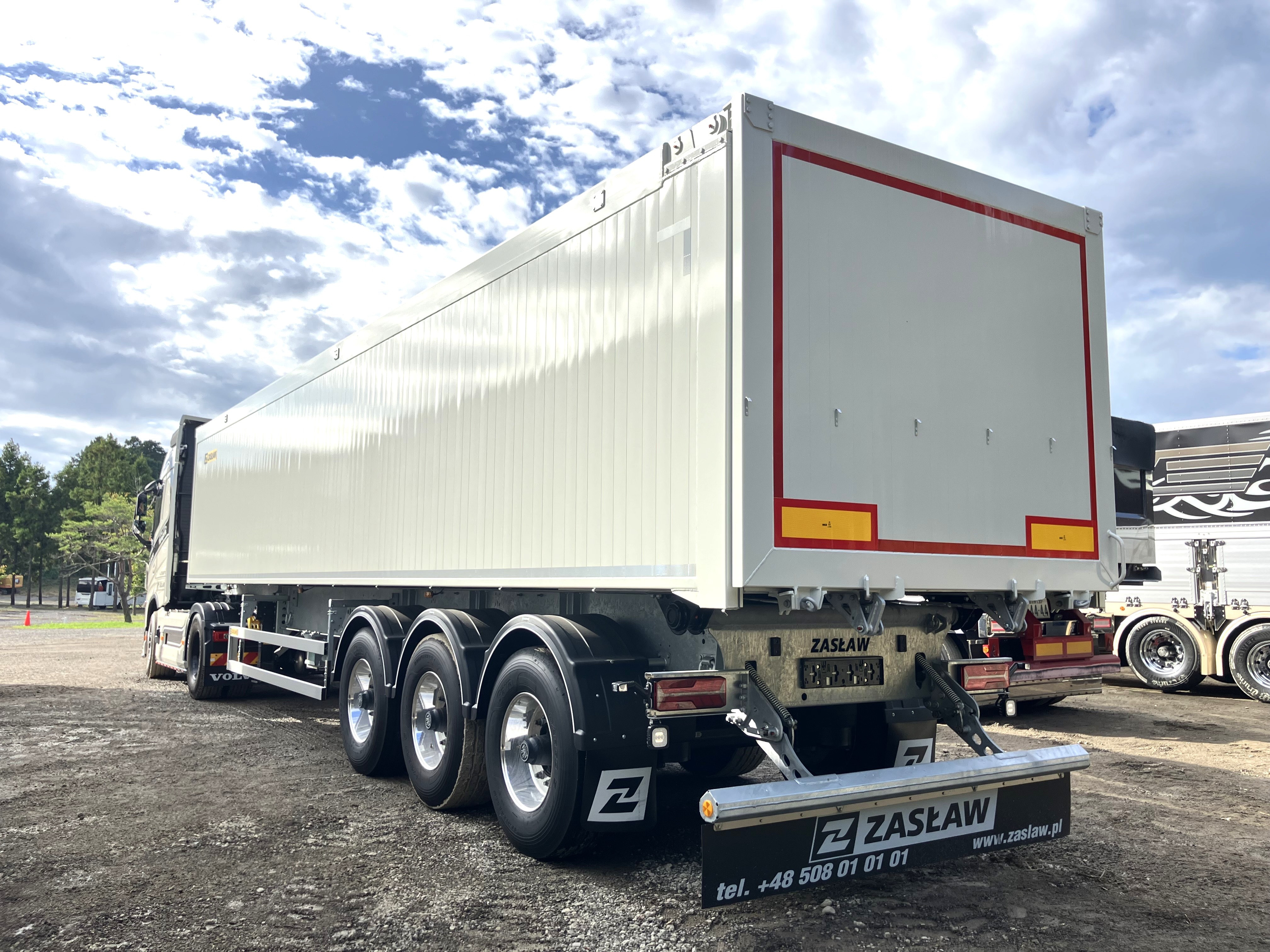 ZASLAW【ザスワフ】 50立米 ダンプトレーラー 不明(未入力/関係無)の写真1