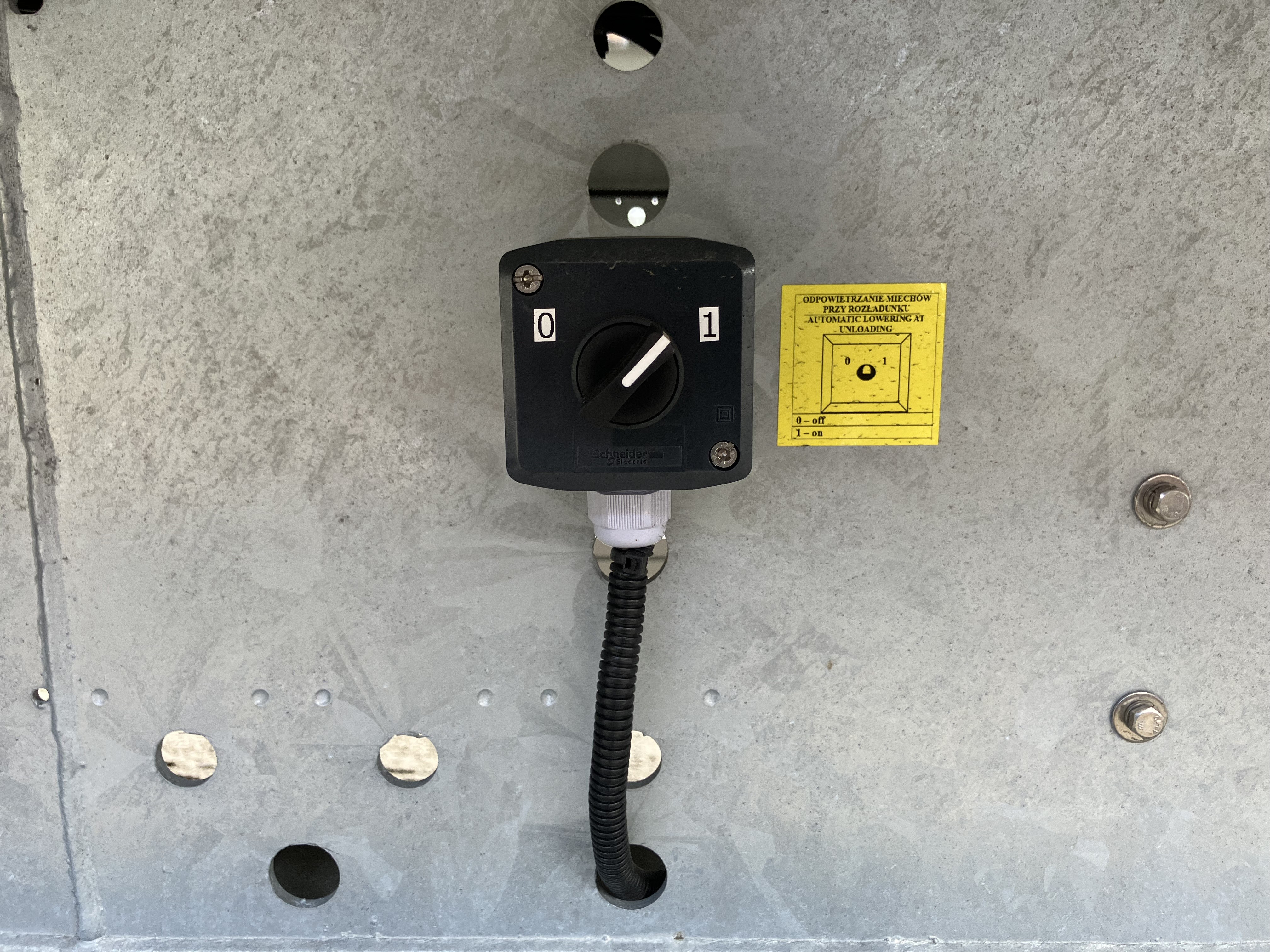 ZASLAW【ザスワフ】 50立米 ダンプトレーラー 不明(未入力/関係無)の写真5