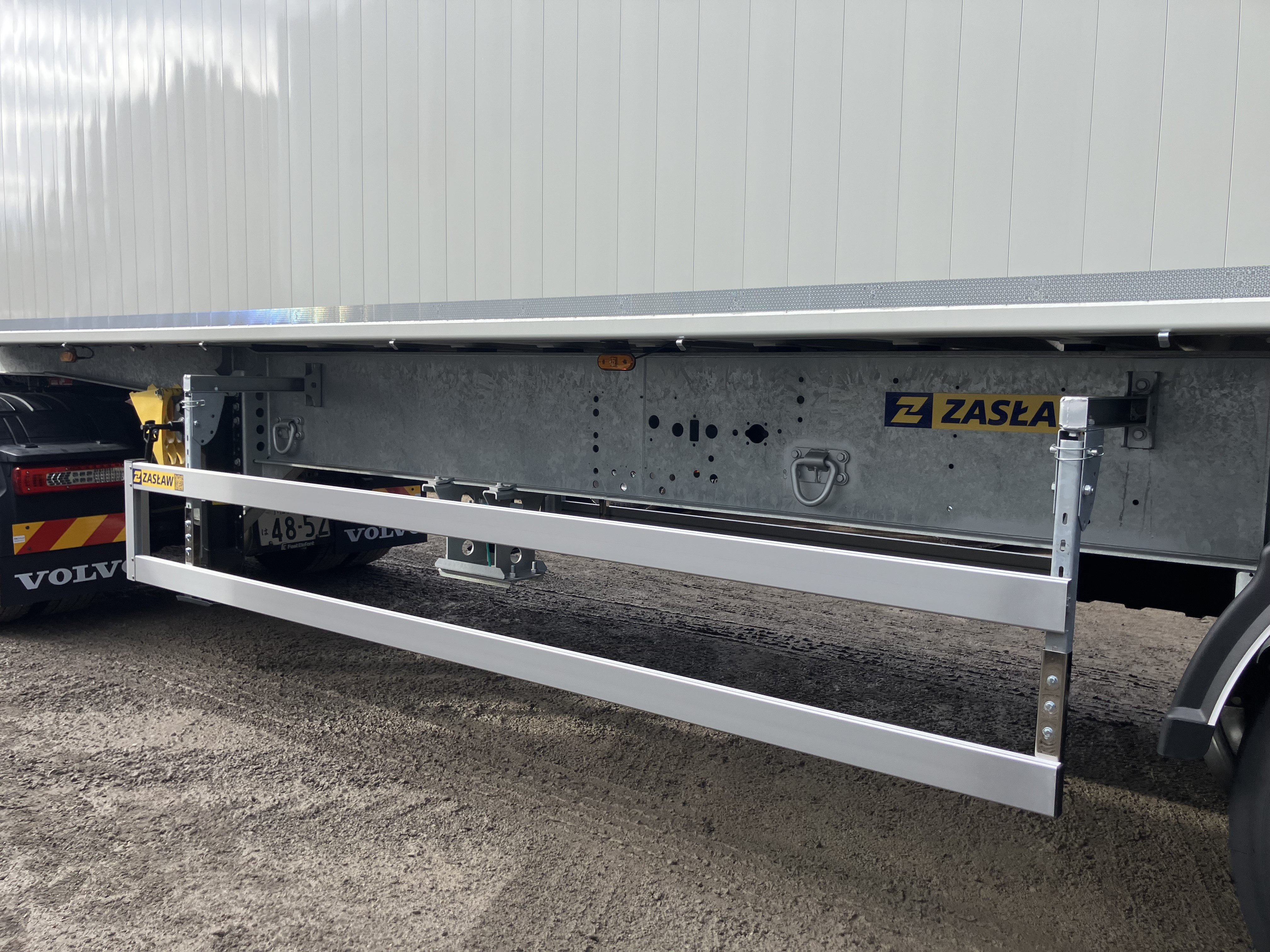 ZASLAW【ザスワフ】 50立米 ダンプトレーラー 不明(未入力/関係無)の写真21