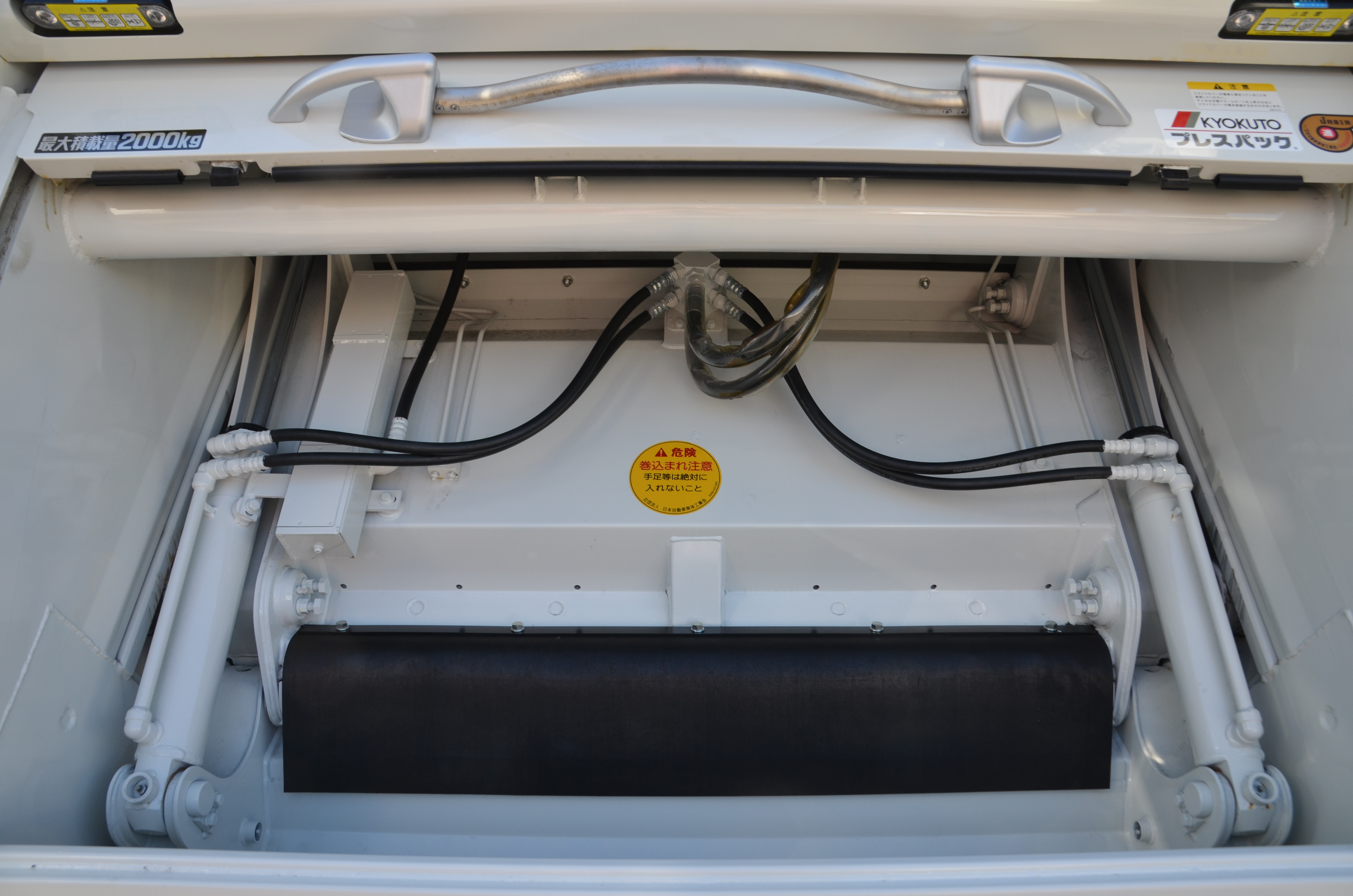 日野 デュトロ 2KG-XZU605X(2WD)の写真22