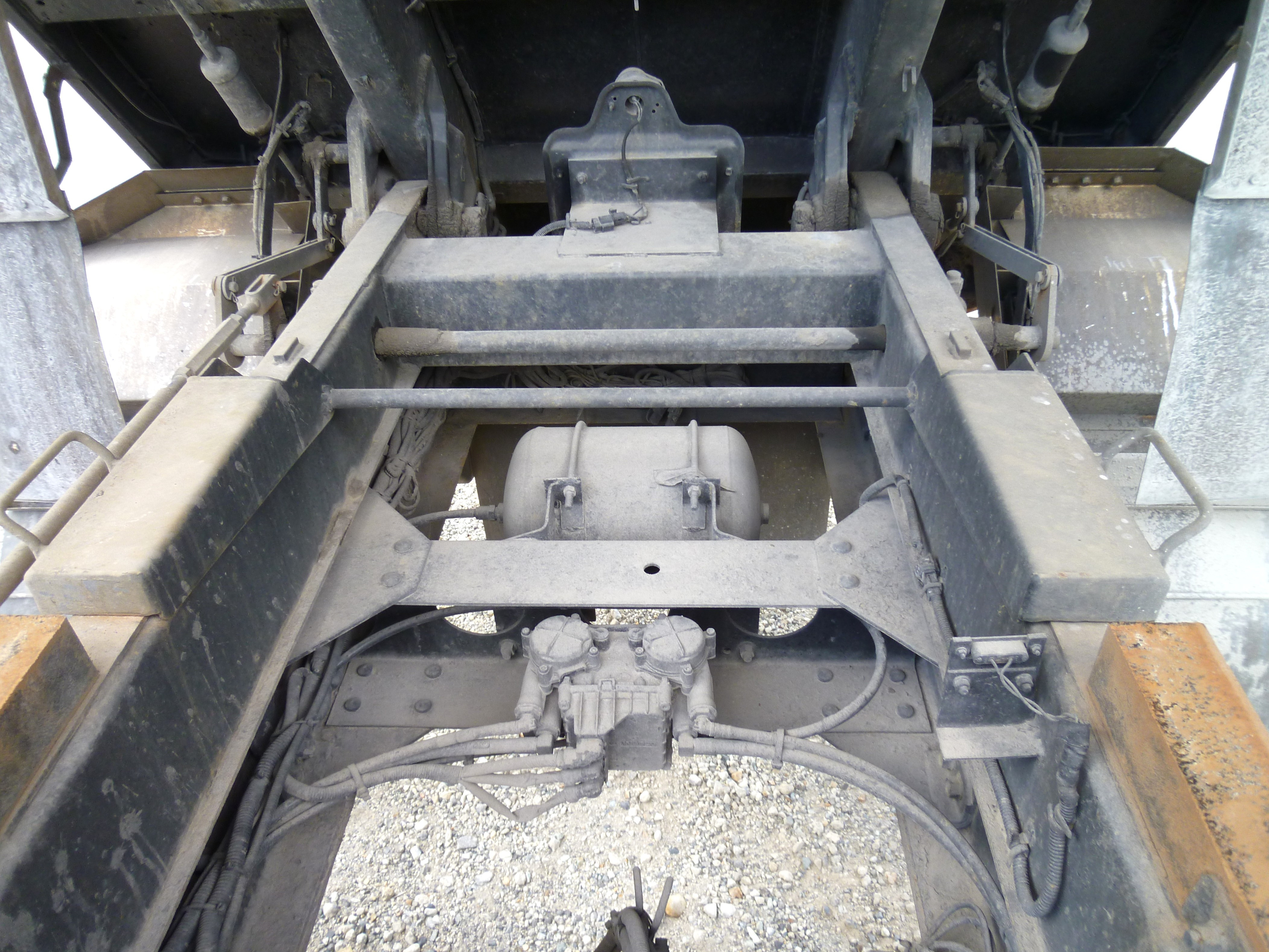 三菱 スーパーグレート 2PG-FV70GY(6x4)の写真15