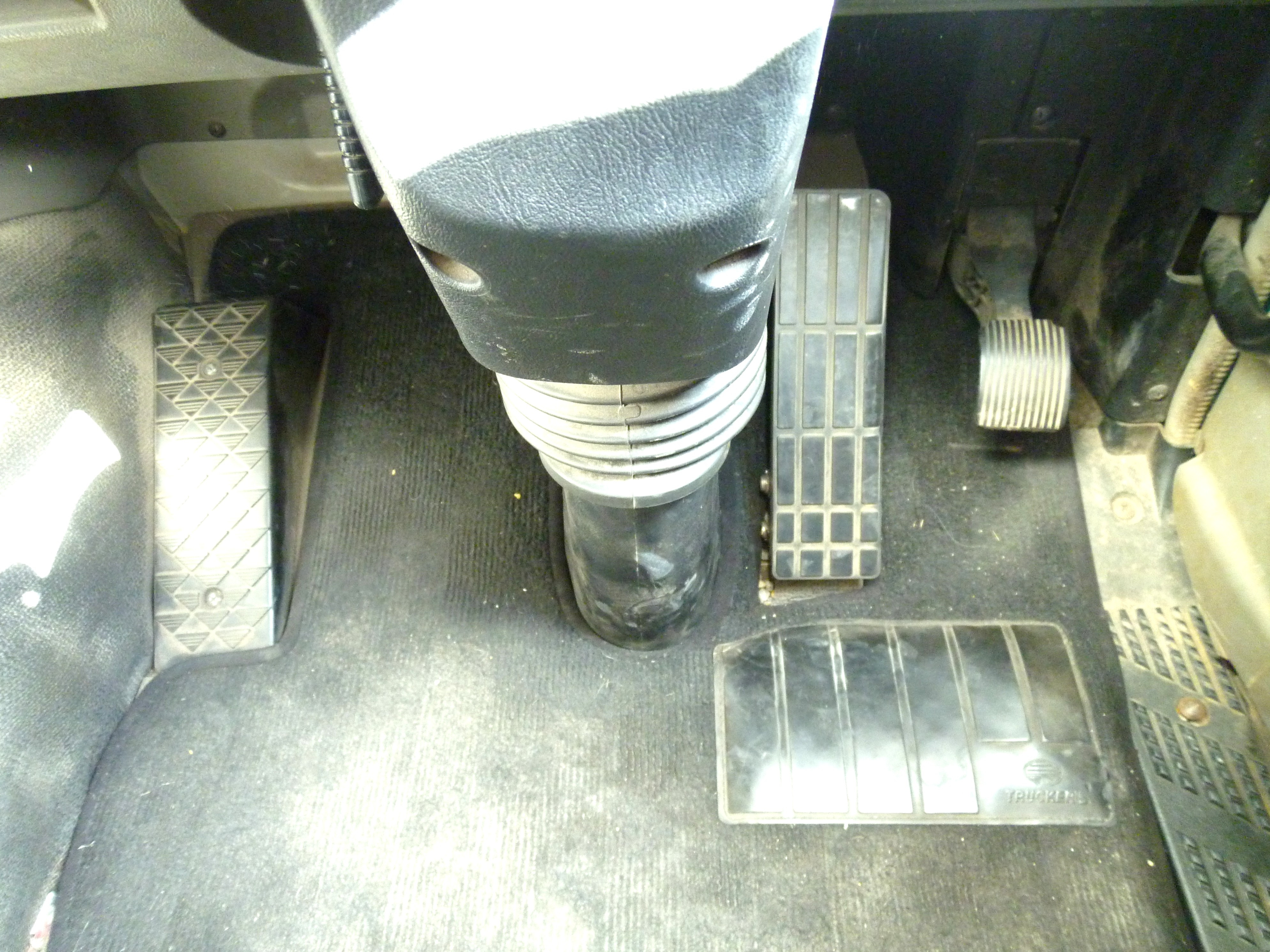 三菱 スーパーグレート 2PG-FV70GY(6x4)の写真29