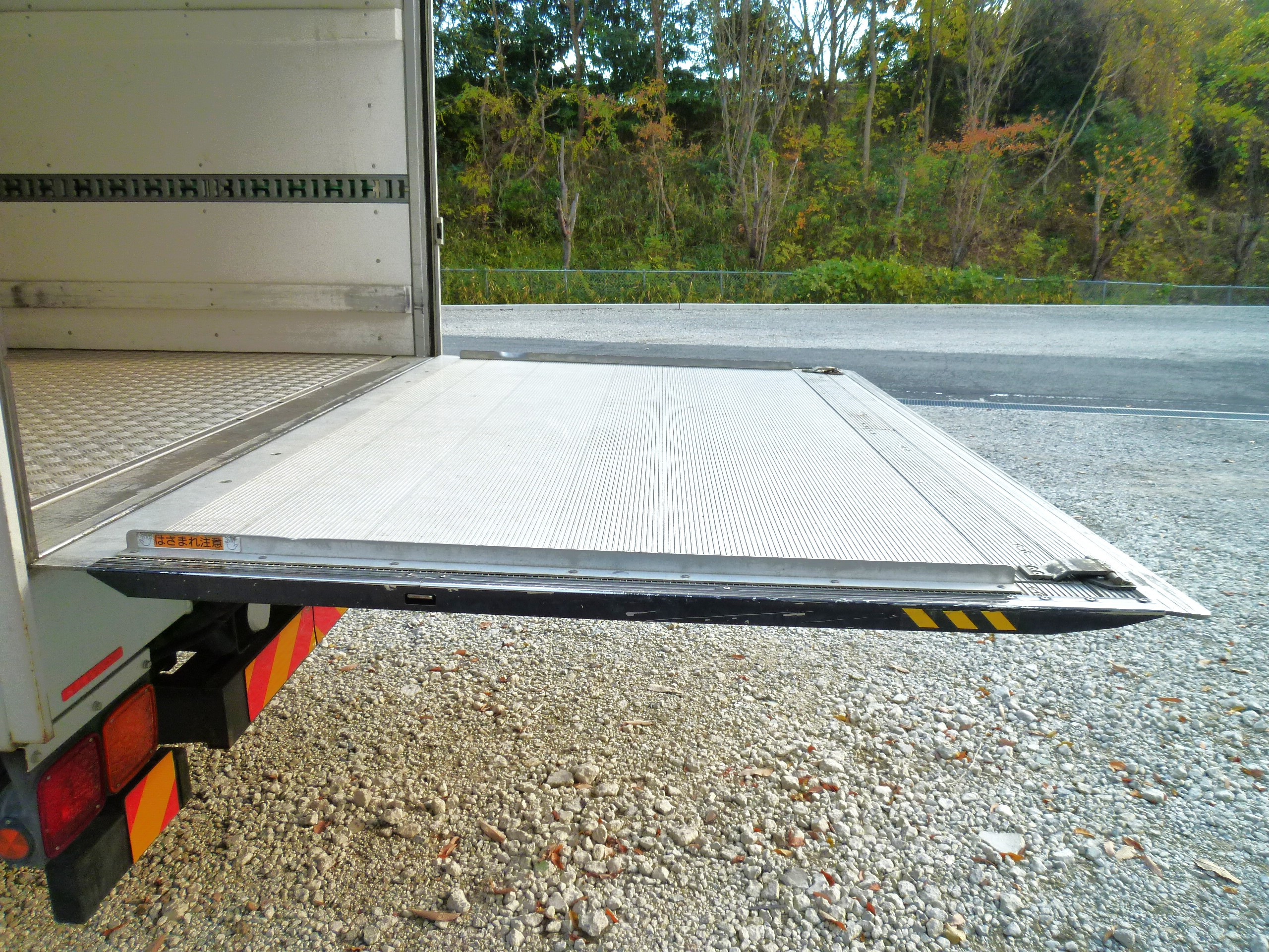 三菱 ファイター 2KG-FK65FY(2WD)の写真15