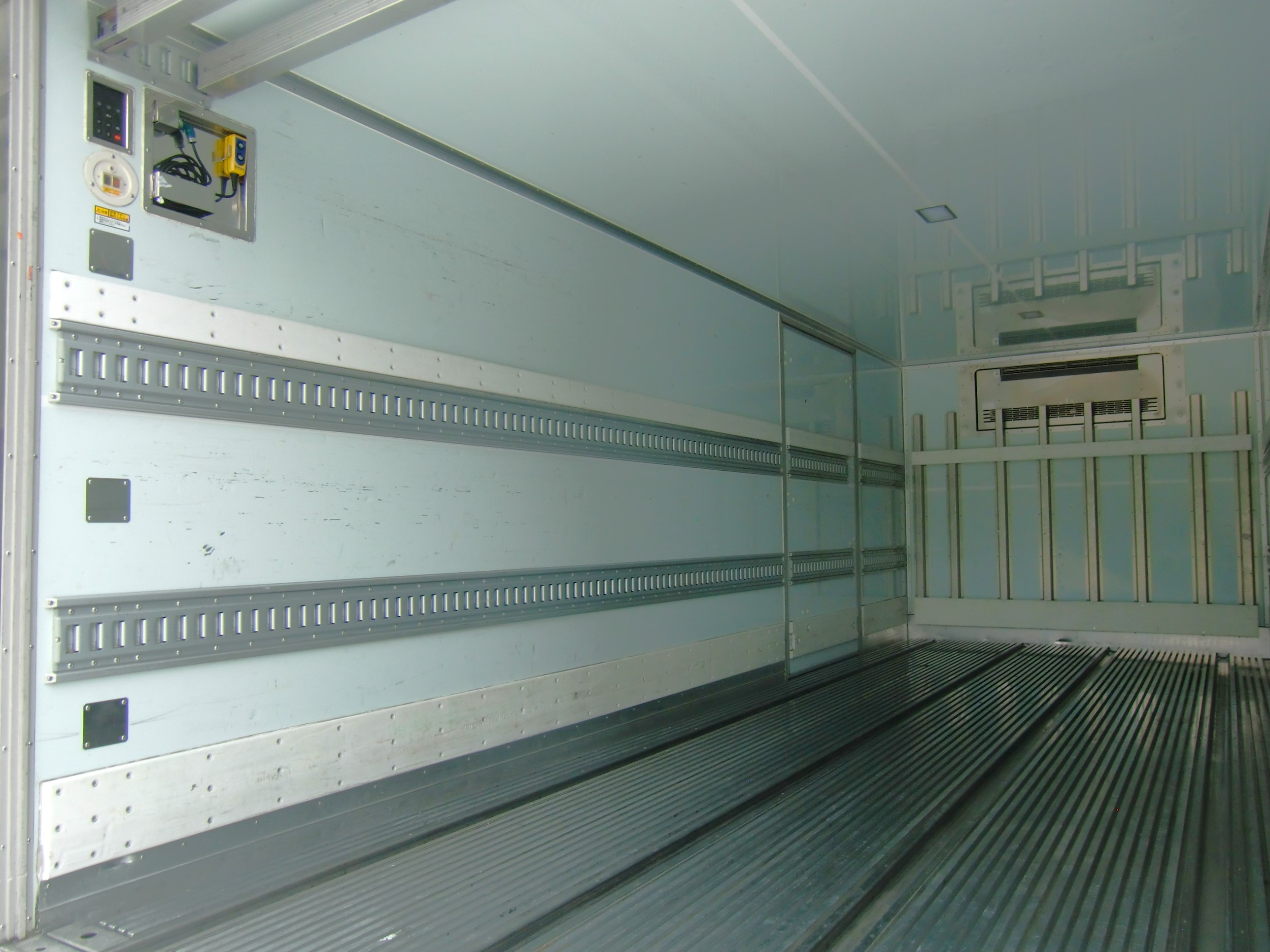 日野 レンジャー 2KG-FD2ABG(2WD)の写真14