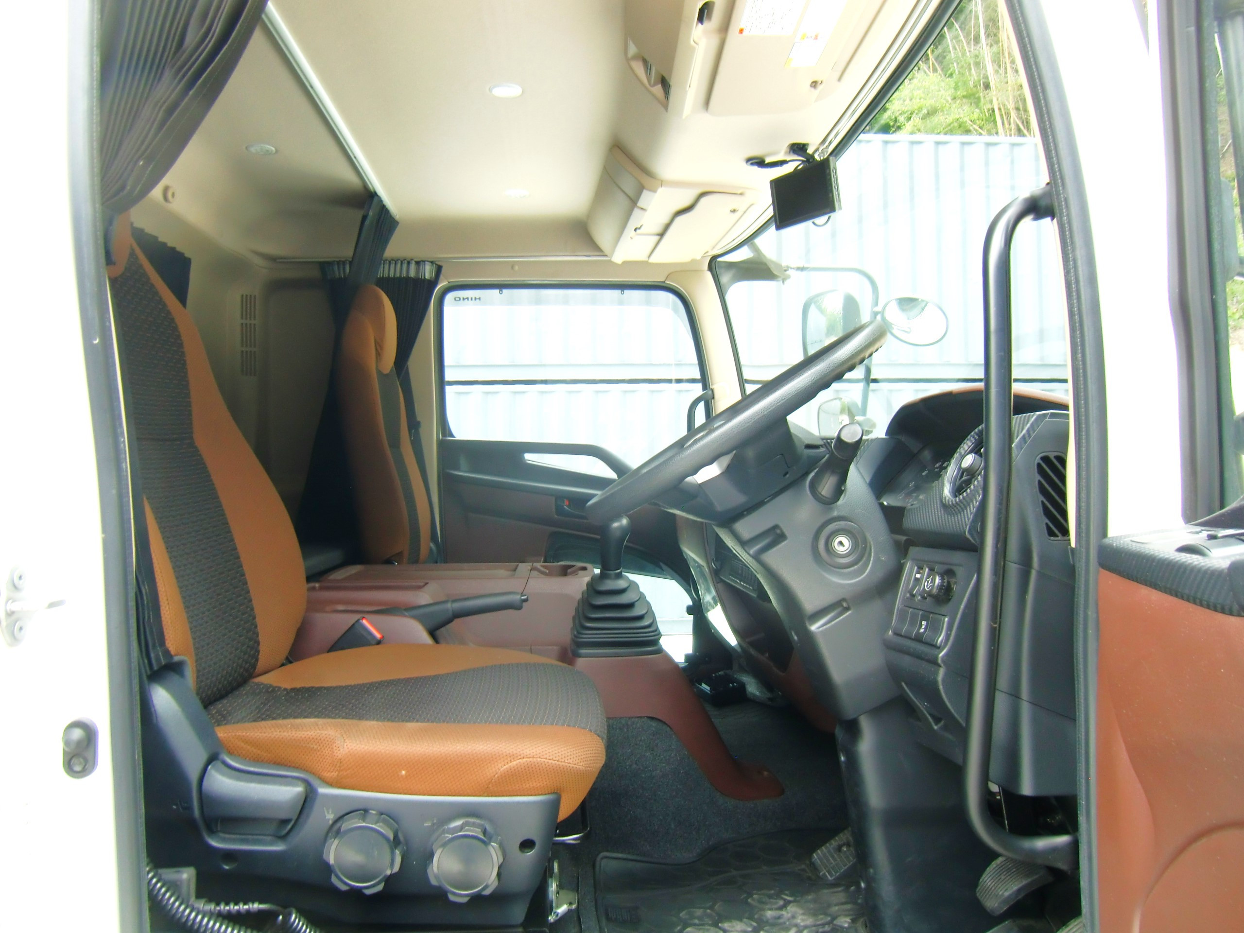 日野 レンジャー 2KG-FD2ABG(2WD)の写真28