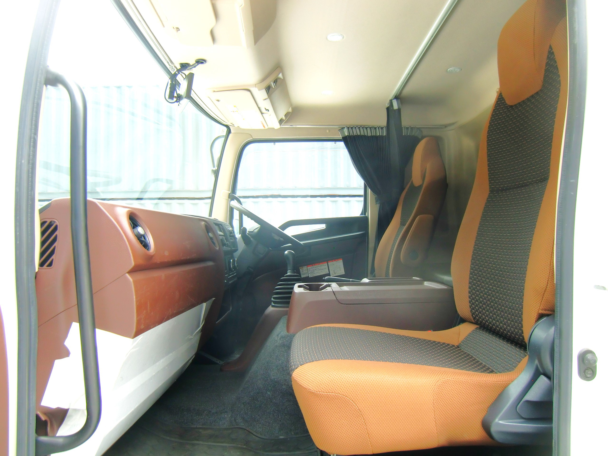 日野 レンジャー 2KG-FD2ABG(2WD)の写真33