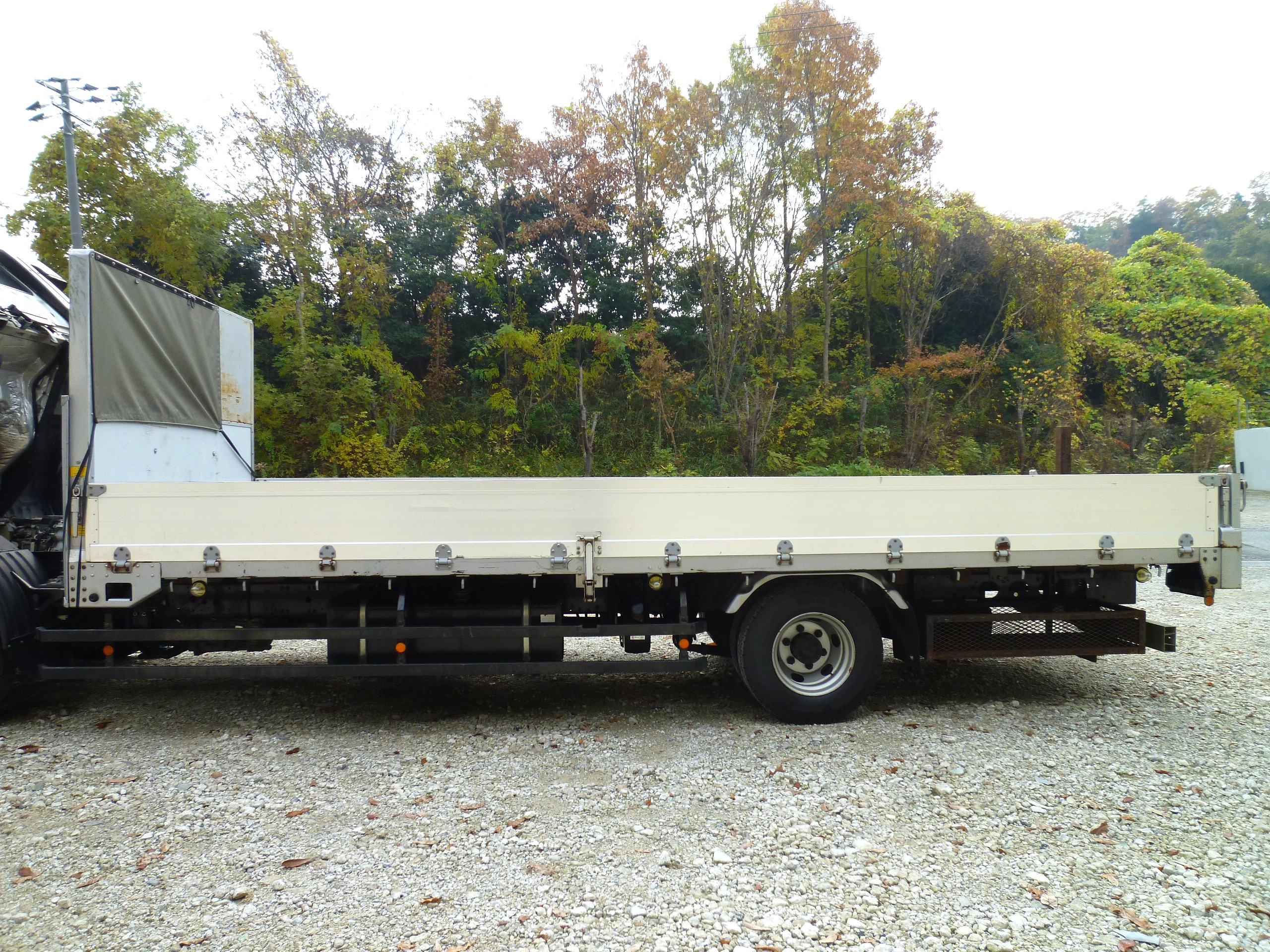 三菱 ファイター 2KG-FK64F(2WD)の写真15