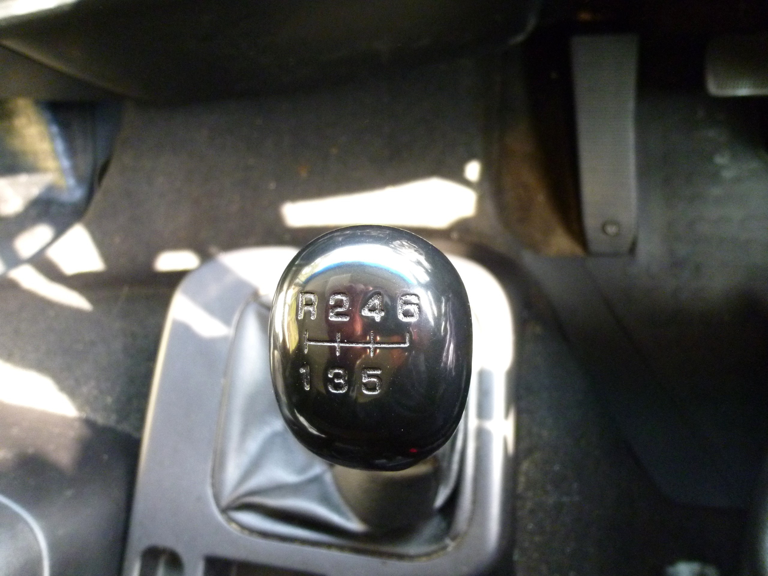 三菱 ファイター 2KG-FK64F(2WD)の写真30