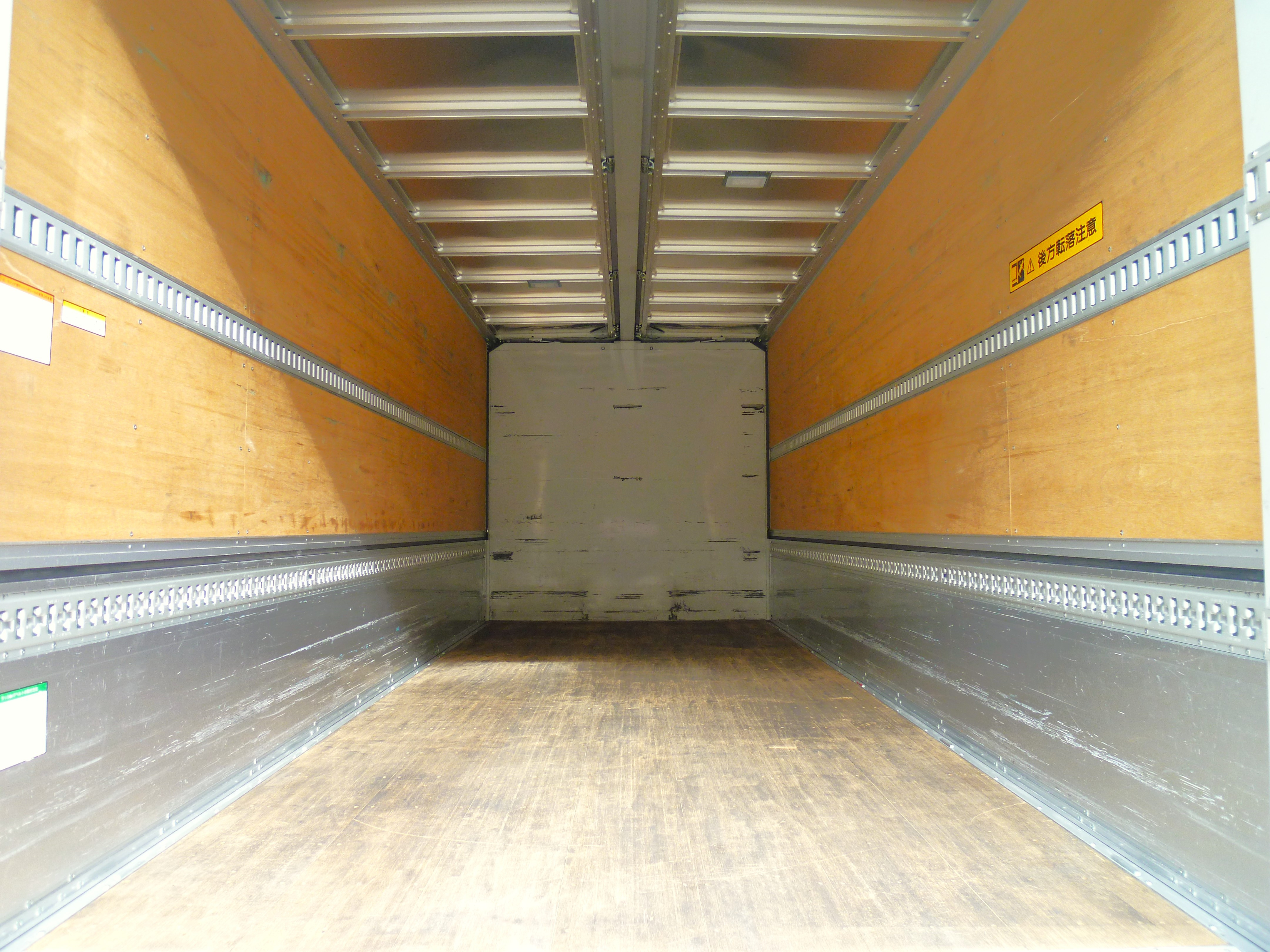 UD コンドル 2RG-BRR90T2(2WD)の写真11