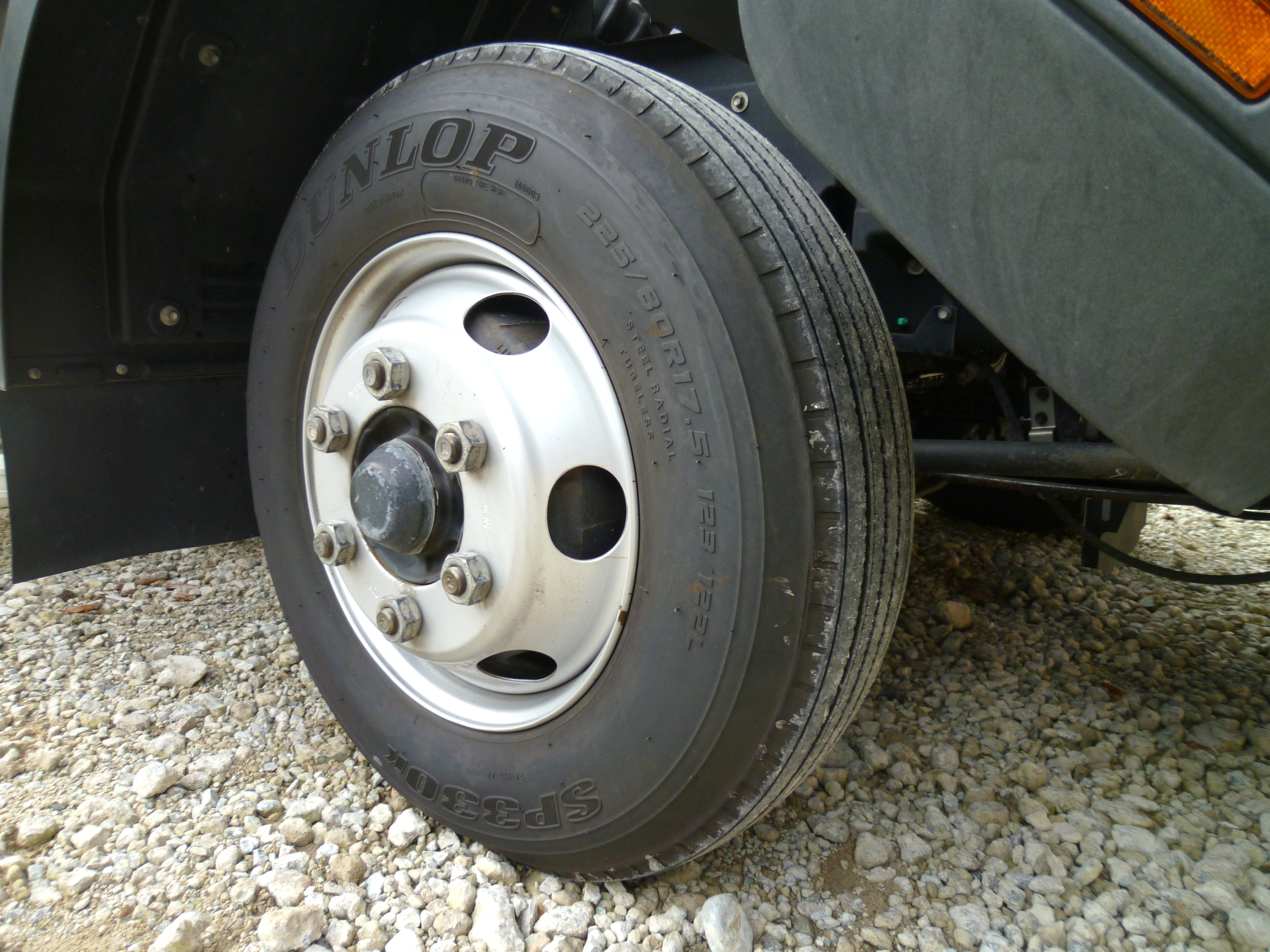 UD コンドル 2RG-BRR90T2(2WD)の写真42