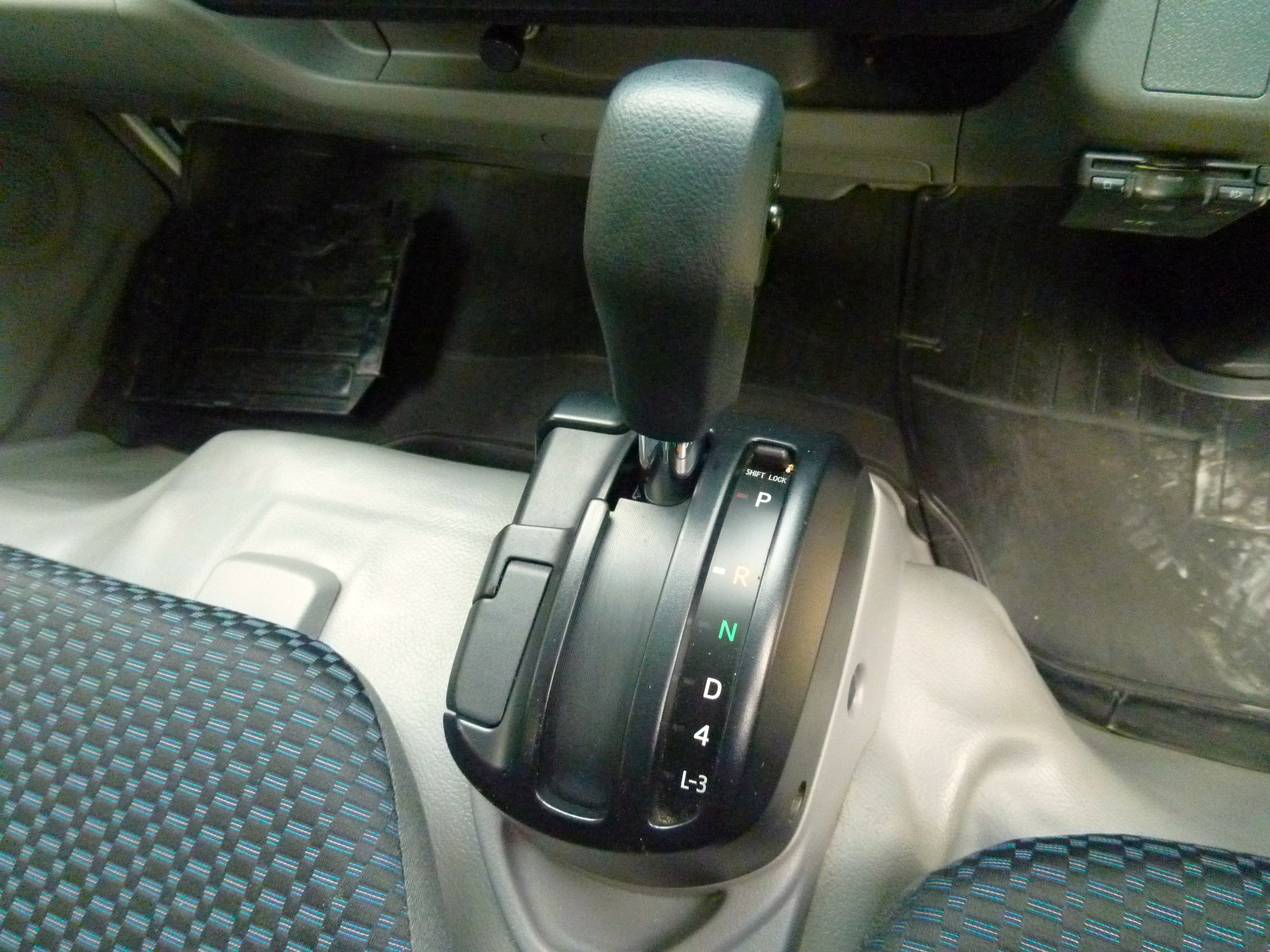 日野 デュトロ 2RG-XZU655M(2WD)の写真25