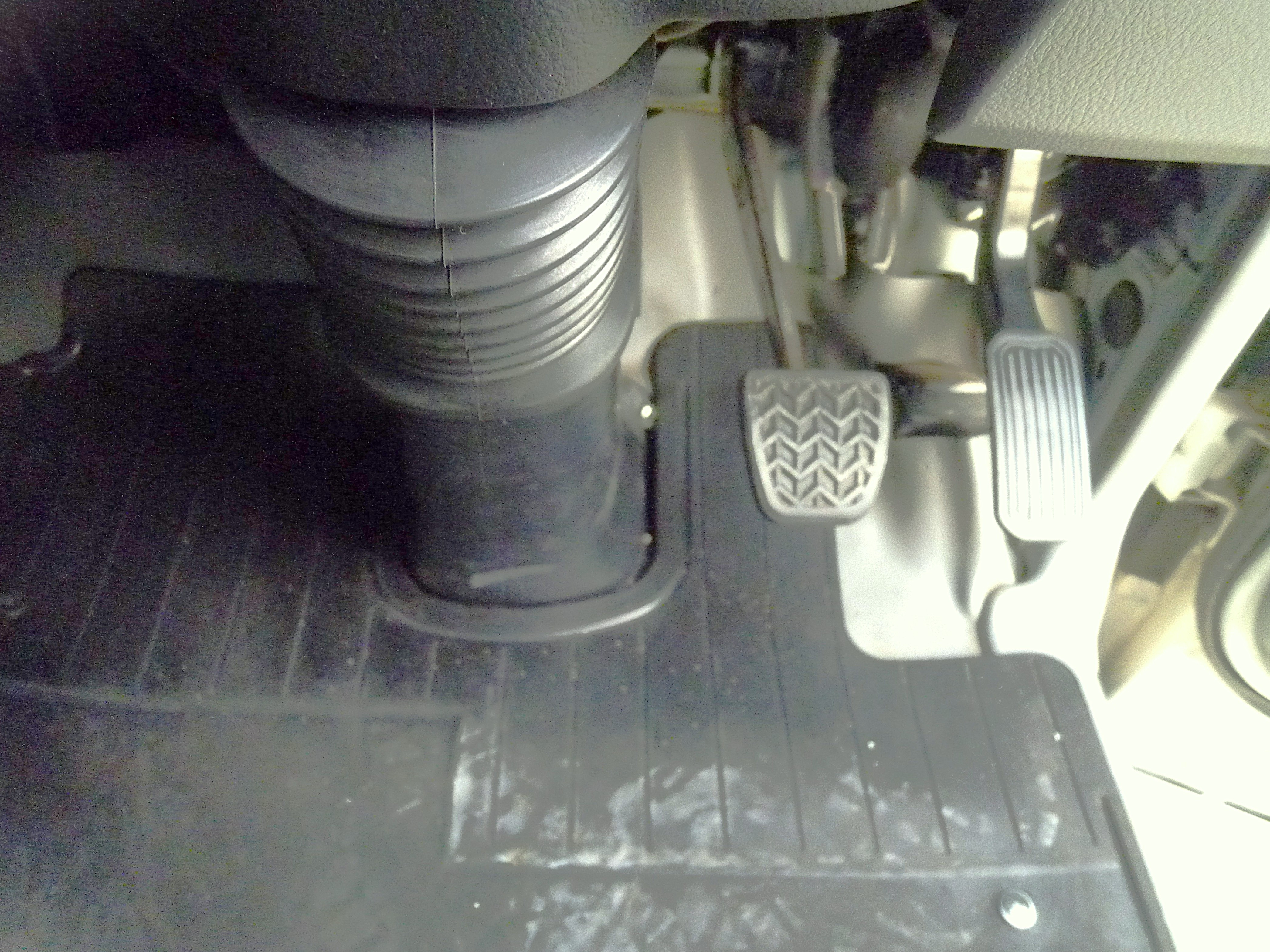 日野 デュトロ 2RG-XZU655M(2WD)の写真26