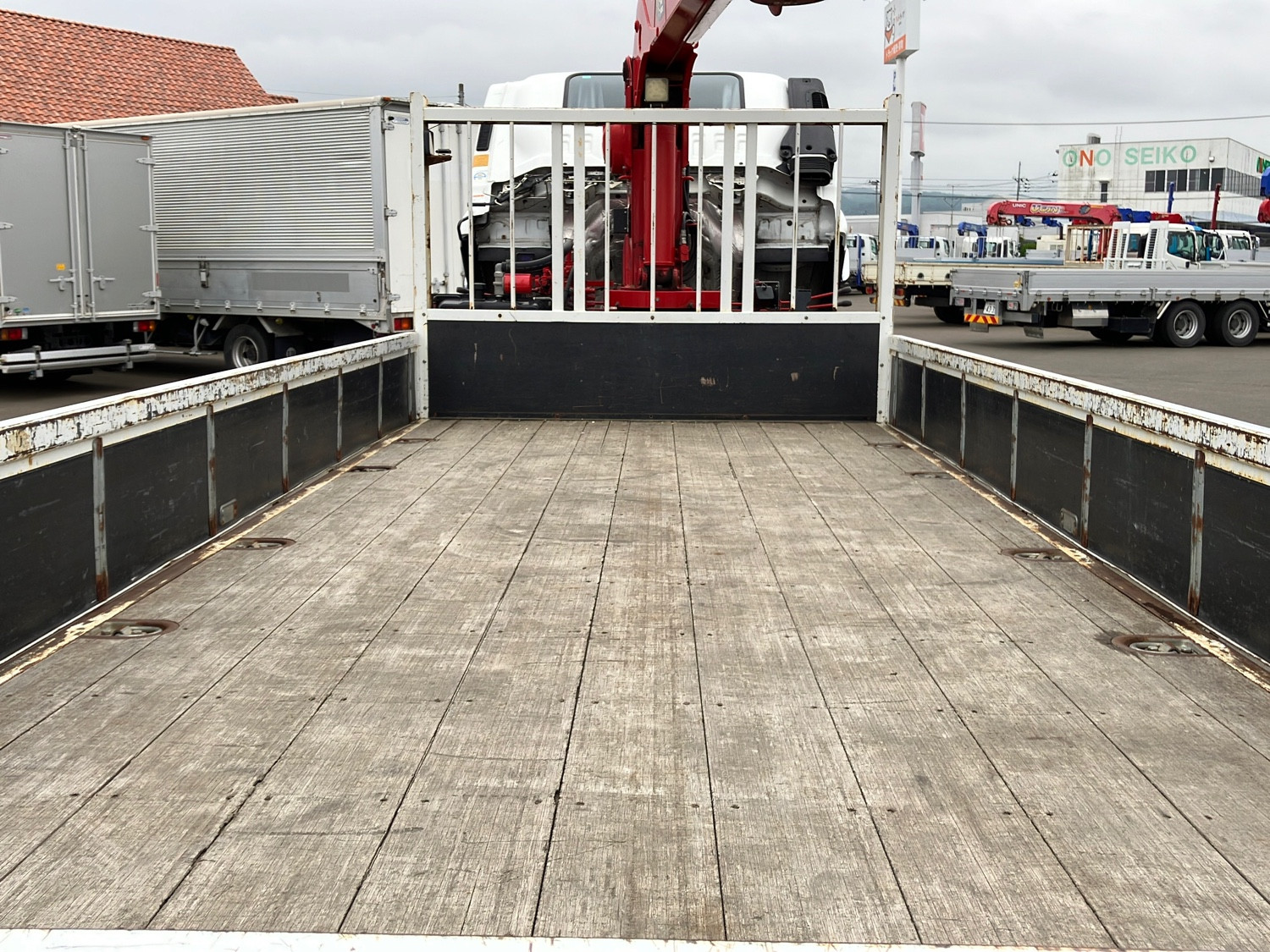 いすゞ フォワード 2RG-FRR90S2(2WD)の写真7