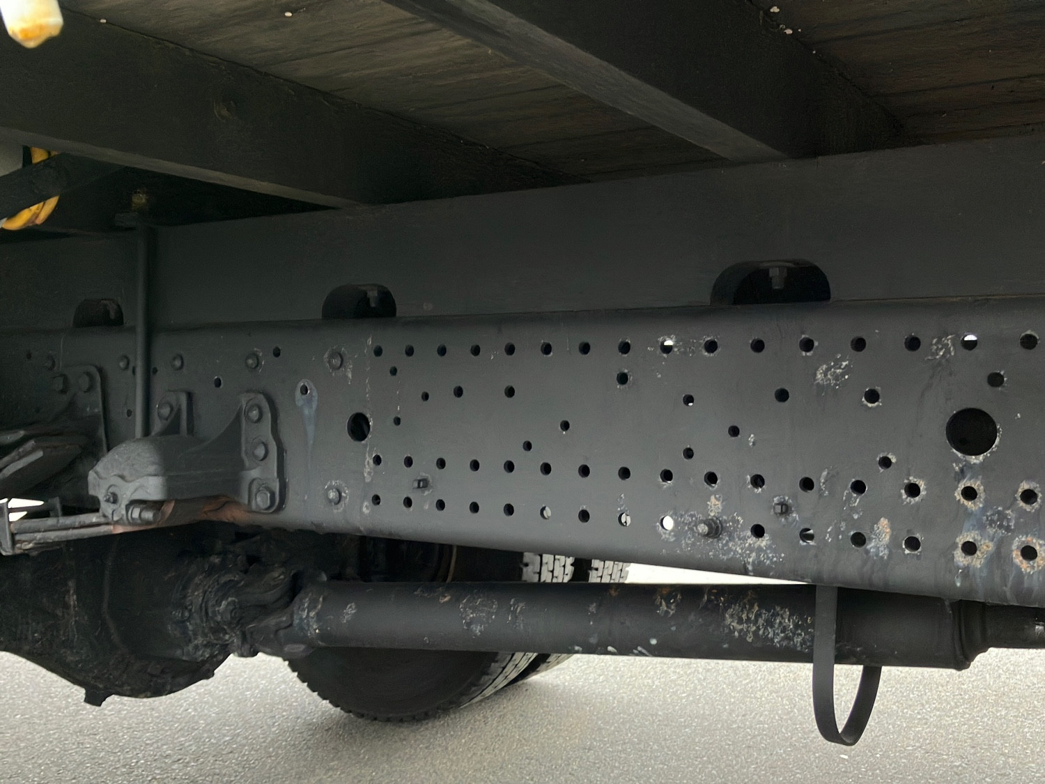 いすゞ フォワード 2RG-FRR90S2(2WD)の写真15