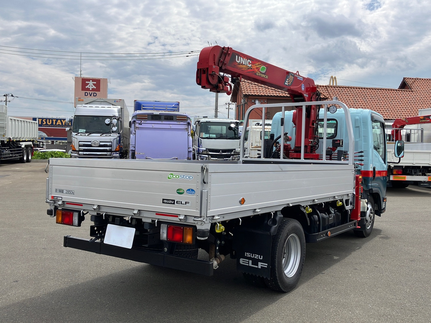 いすゞ エルフ TRG-NMR85AR(2WD)の写真3