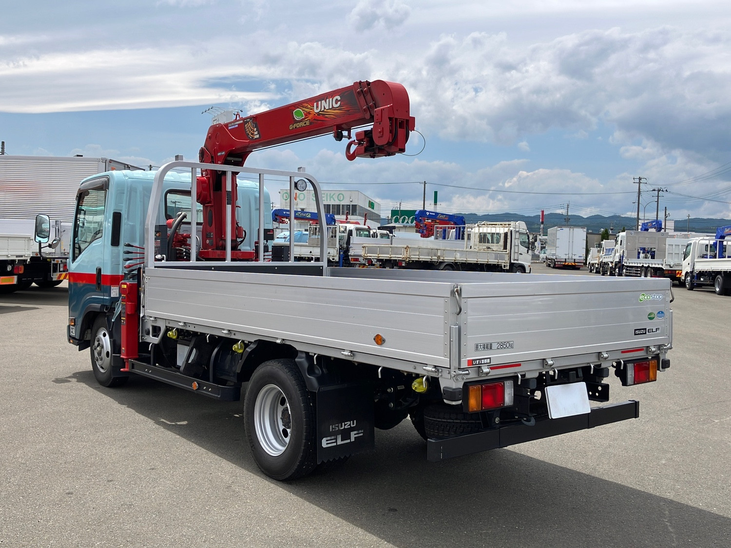 いすゞ エルフ TRG-NMR85AR(2WD)の写真4