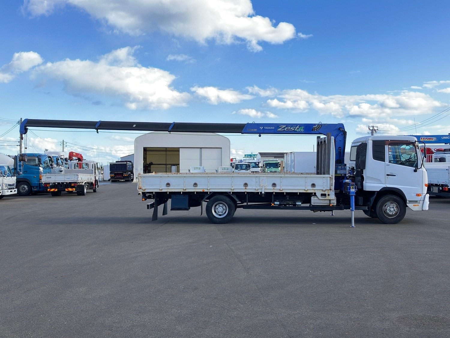 UD コンドル SKG-MK38L(2WD)の写真6