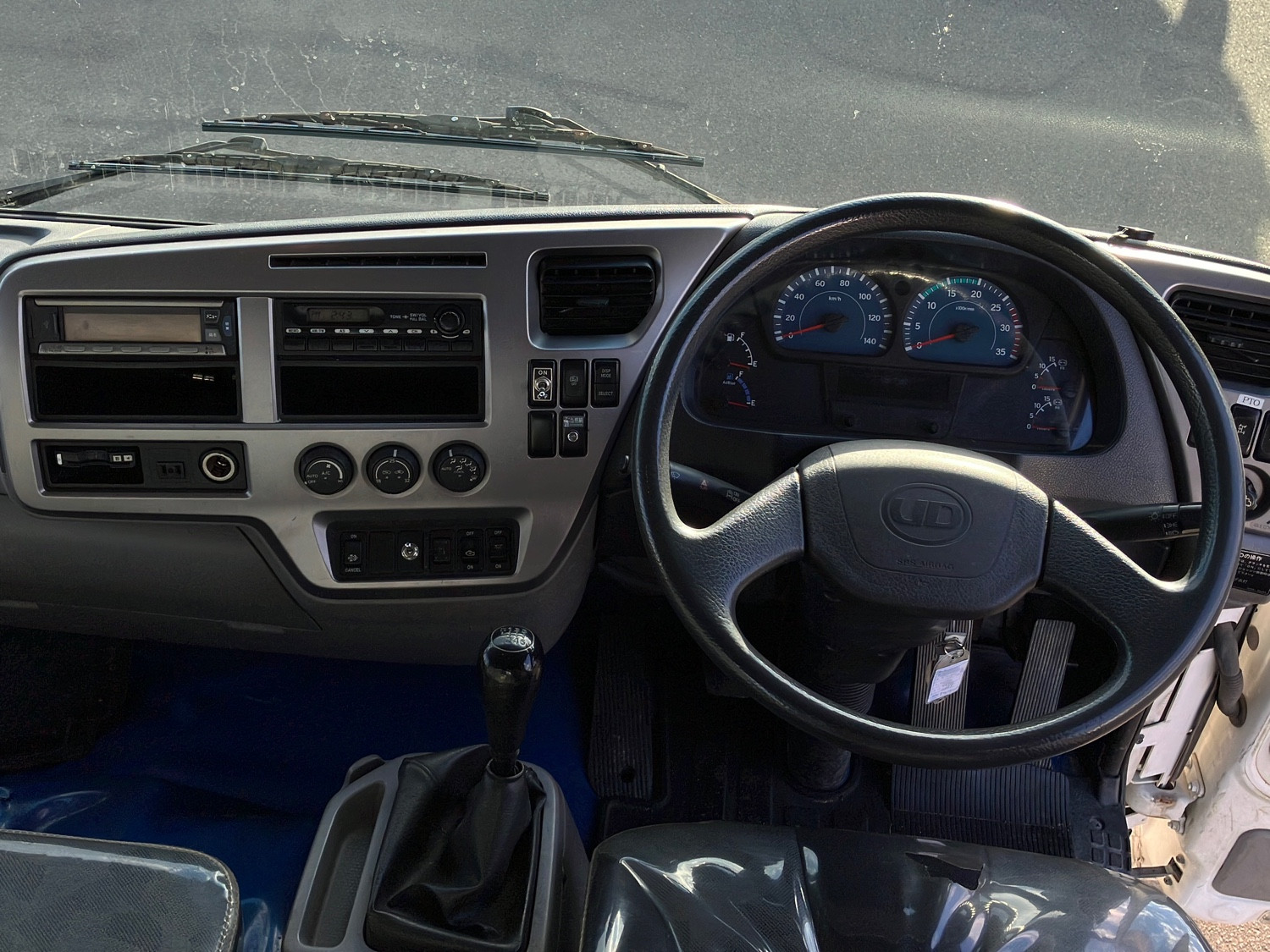 UD コンドル SKG-MK38L(2WD)の写真21