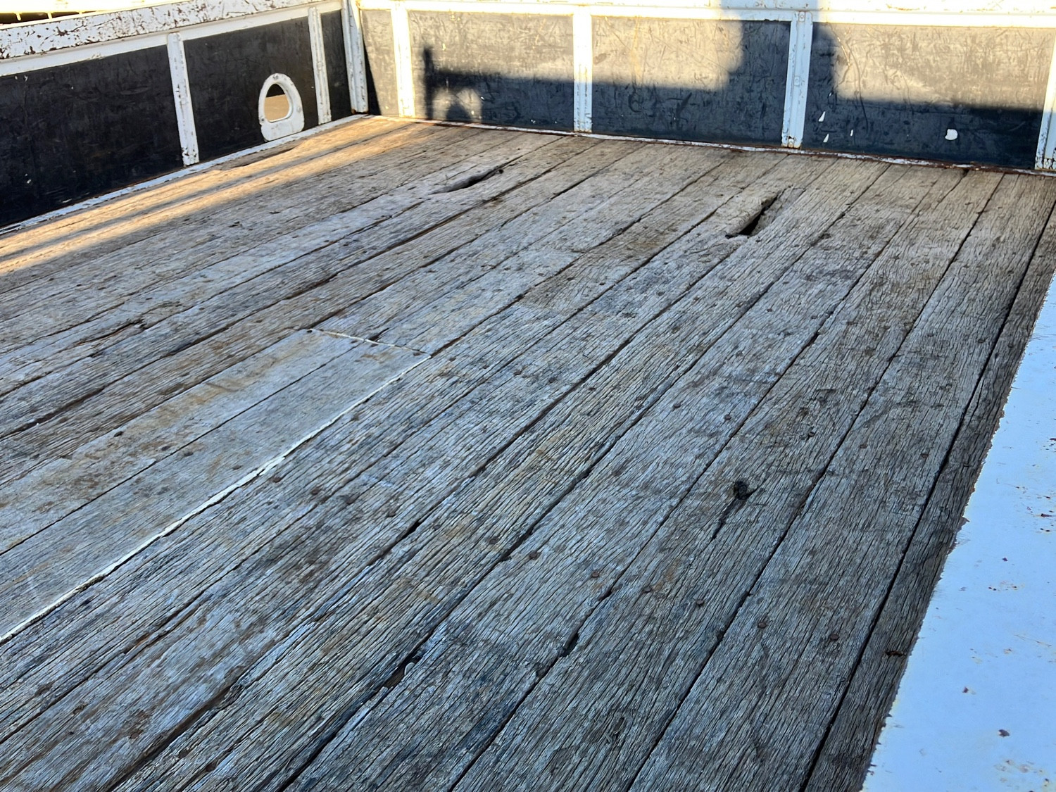 いすゞ フォワード ADG-FRR90K3S(2WD)の写真9