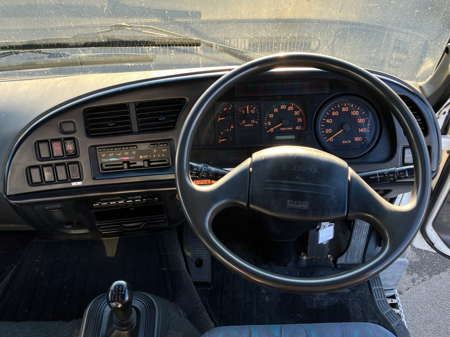 いすゞ フォワード ADG-FRR90K3S(2WD)の写真21