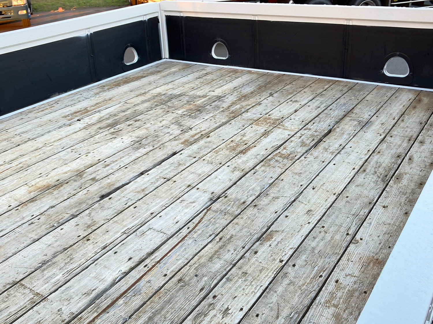 いすゞ フォワード PKG-FRR90S2(2WD)の写真9