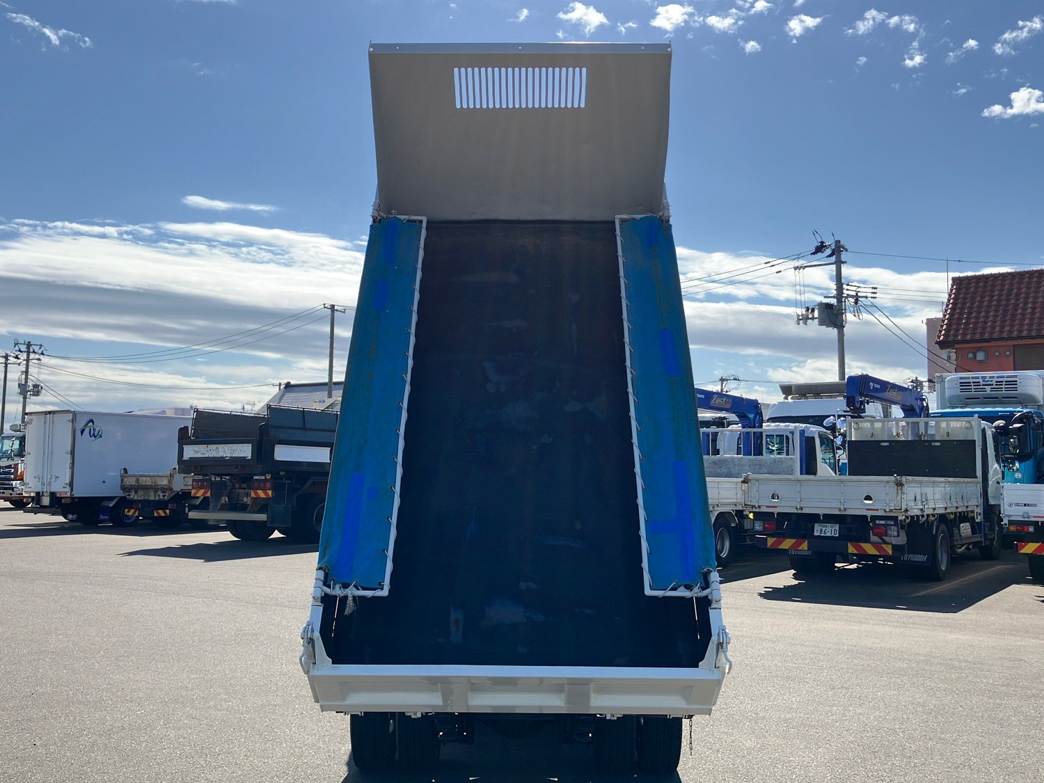 トヨタ ダイナ TKG-XZU675D(4WD)の写真10