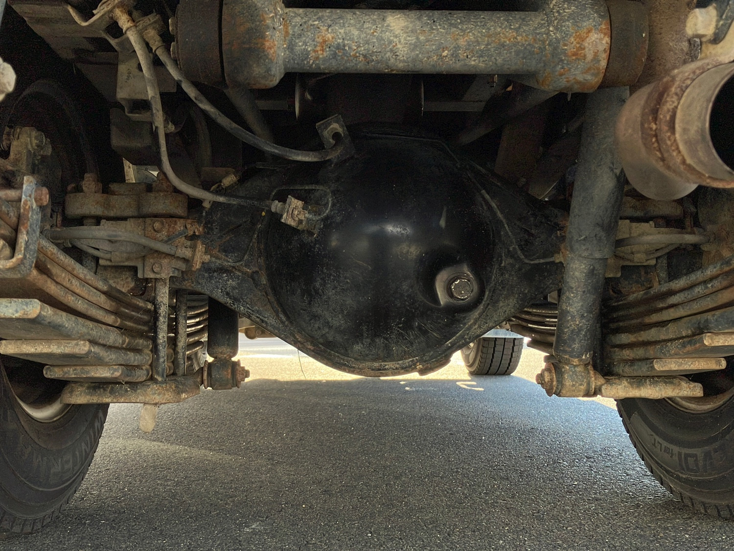 いすゞ エルフ 2PG-NKS88AN(4WD)の写真16