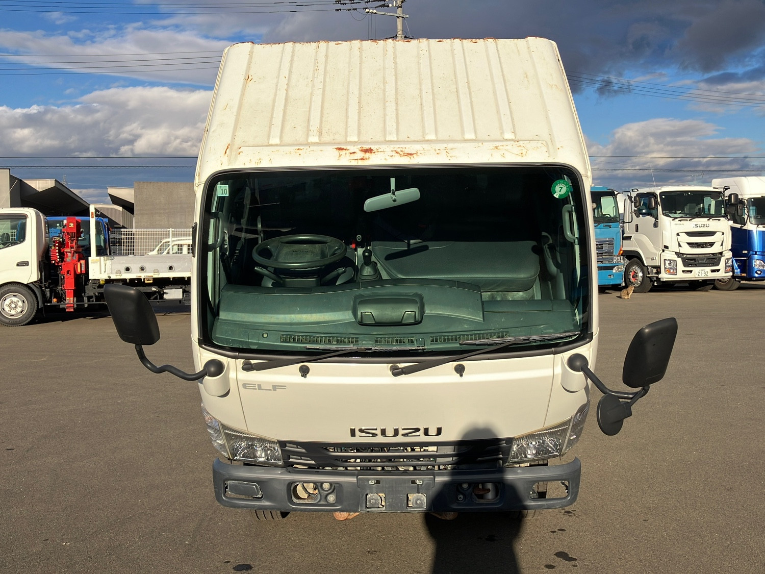 いすゞ エルフ 2PG-NKS88AN(4WD)の写真23