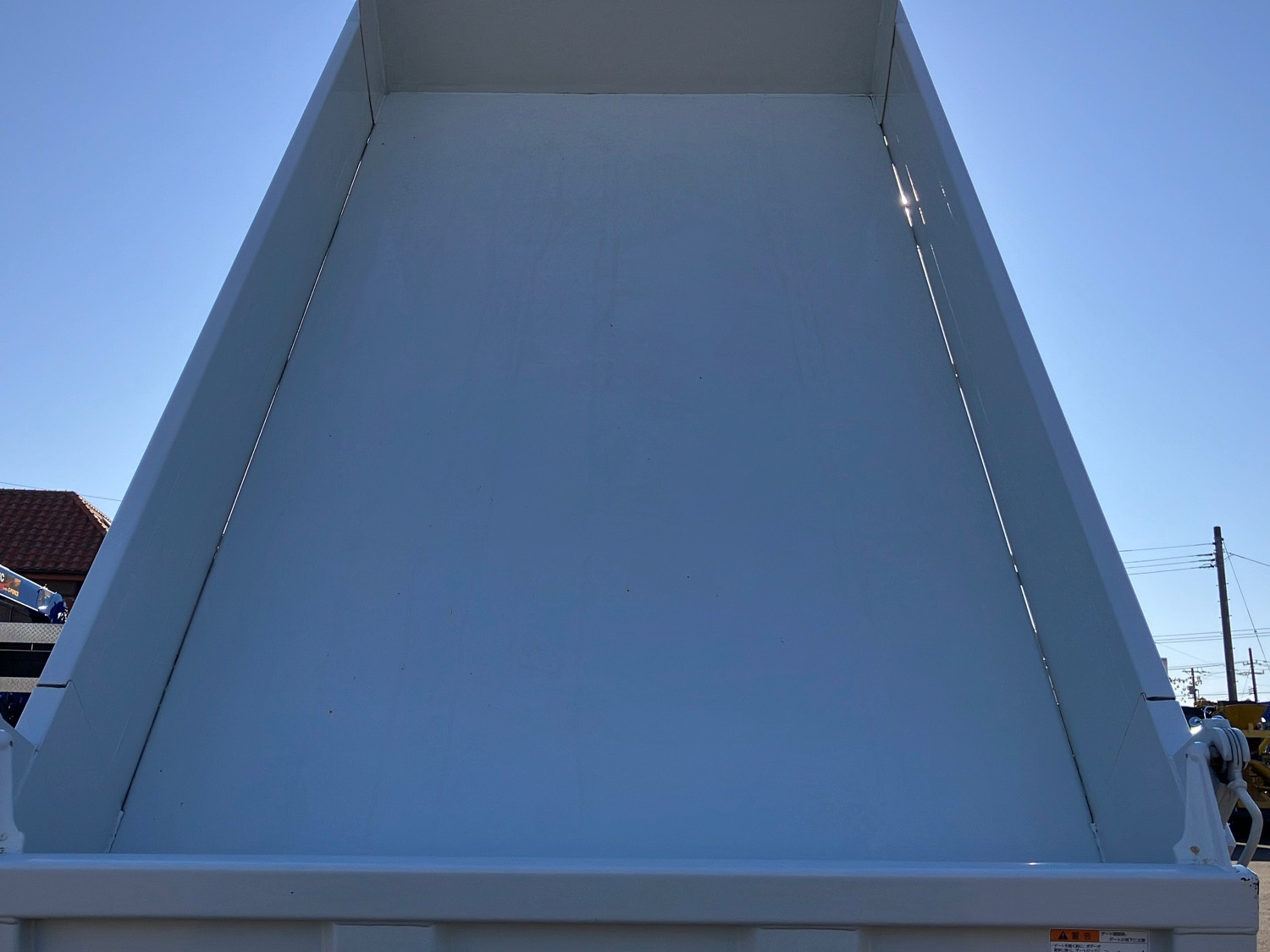 いすゞ エルフ 2PG-NKS88AD(4WD)の写真11