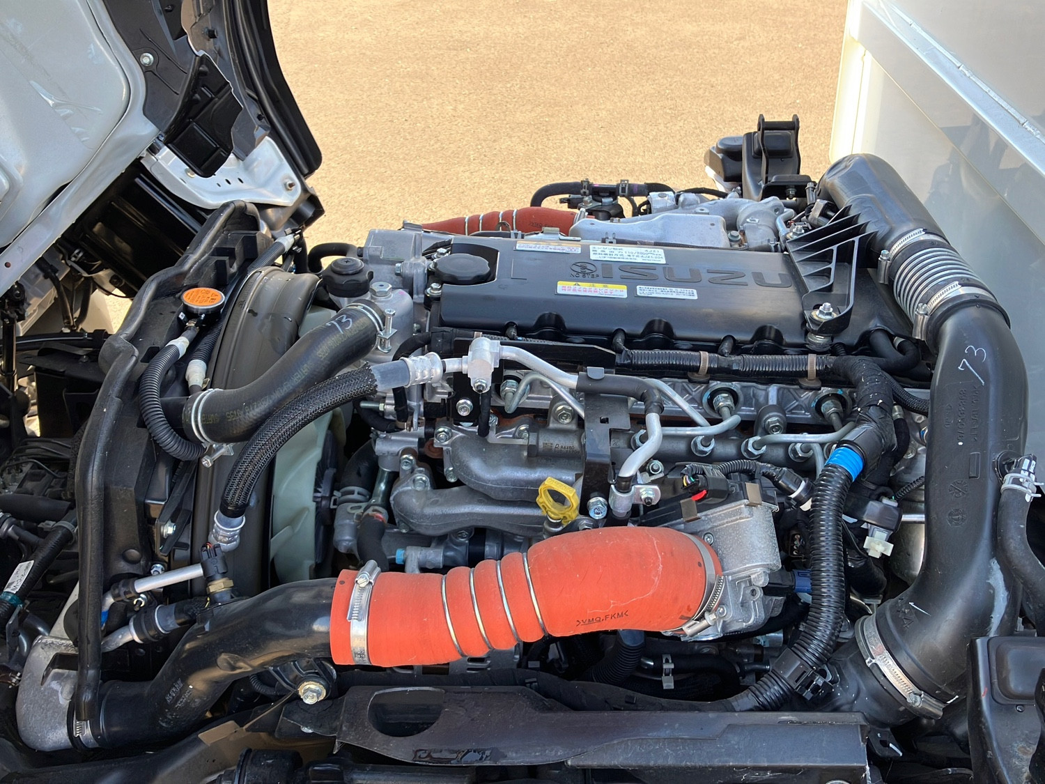 いすゞ エルフ 2PG-NKS88AD(4WD)の写真17