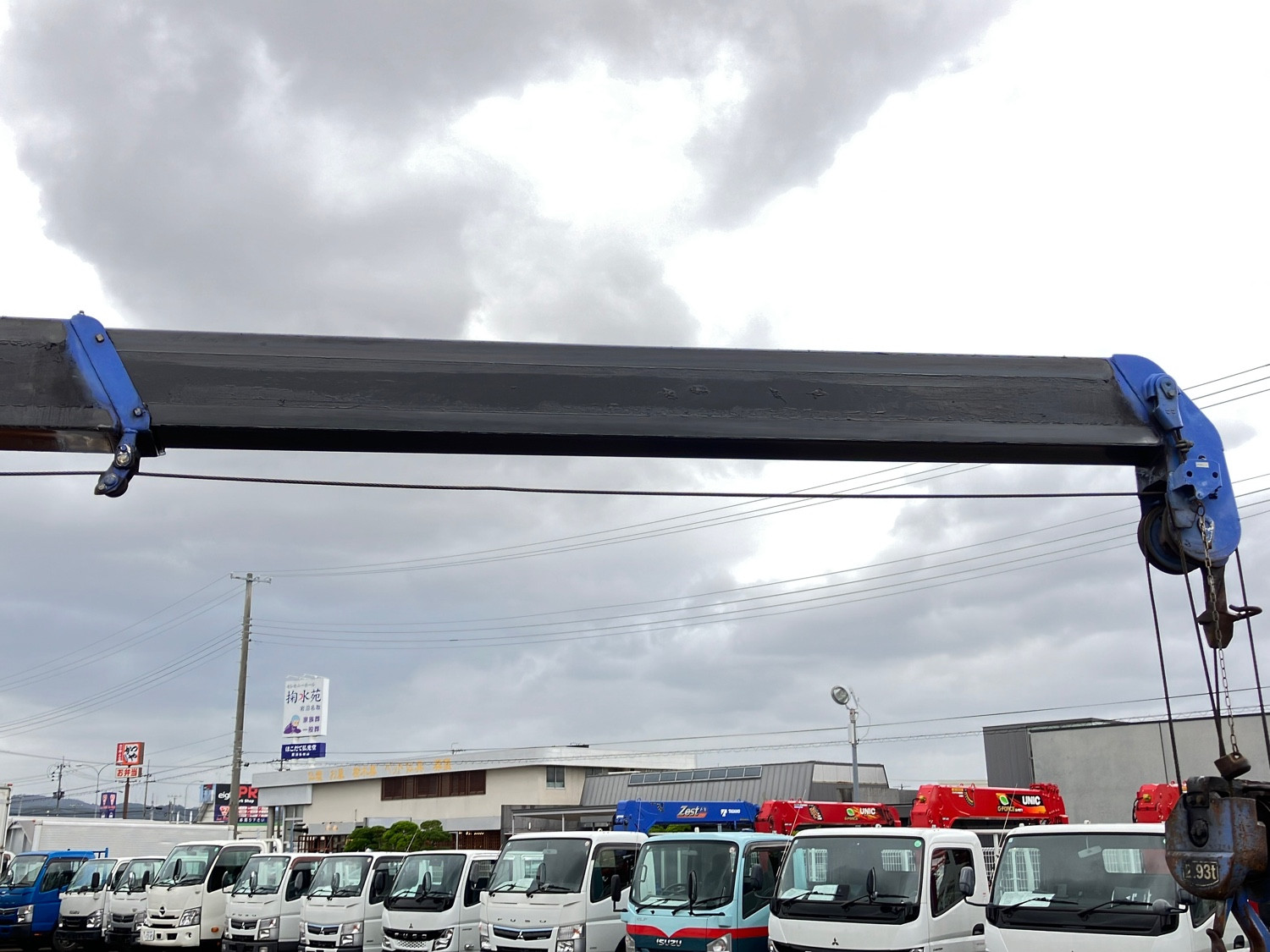 いすゞ フォワード LKG-FTR34S2(2WD)の写真16