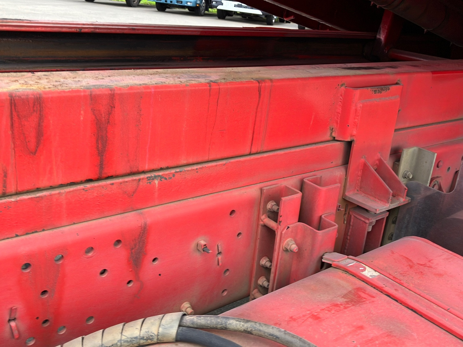 いすゞ フォワード LKG-FTR34S2(2WD)の写真17