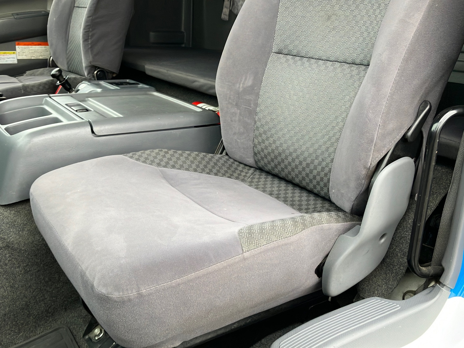 いすゞ フォワード LKG-FTR34S2(2WD)の写真21