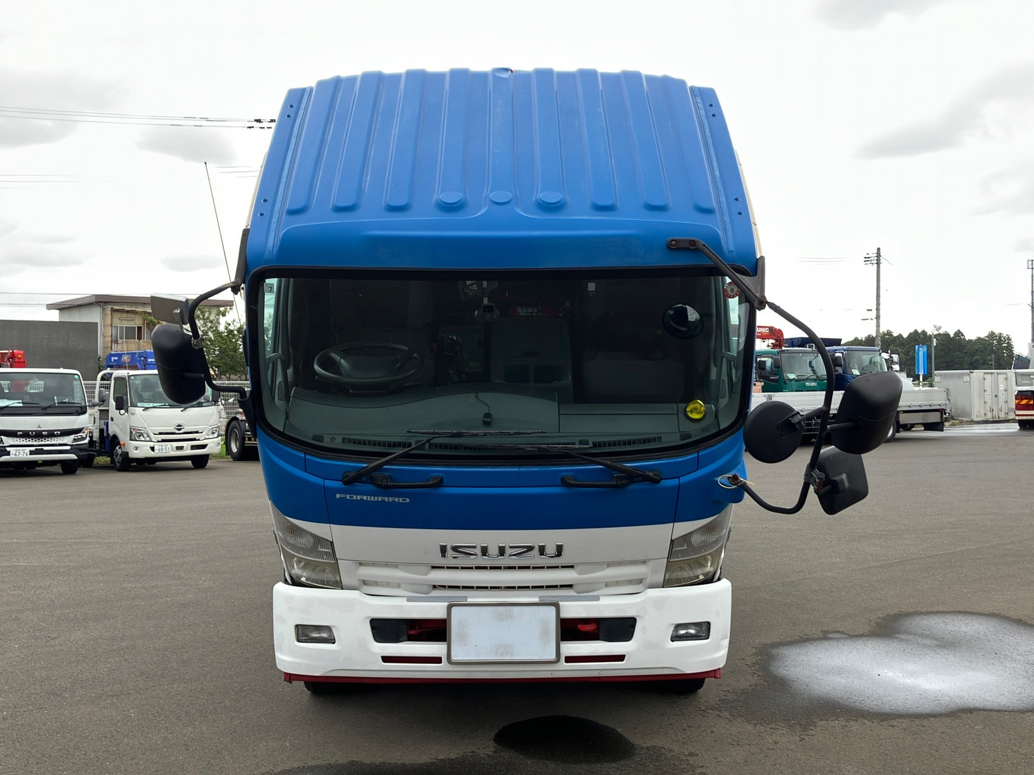 いすゞ フォワード LKG-FTR34S2(2WD)の写真26