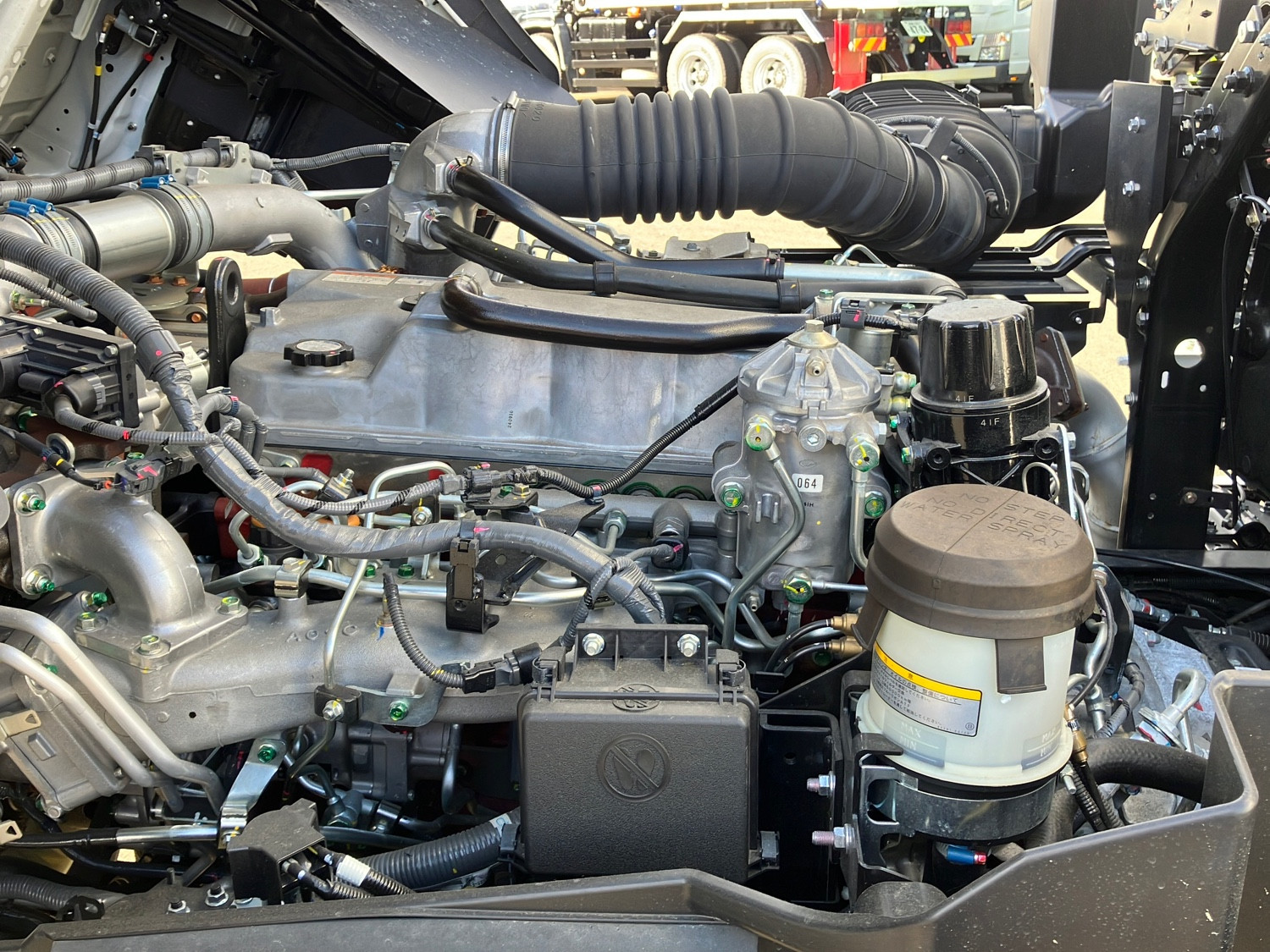 日野 プロフィア 2DG-FW1AHC(8x4)の写真19