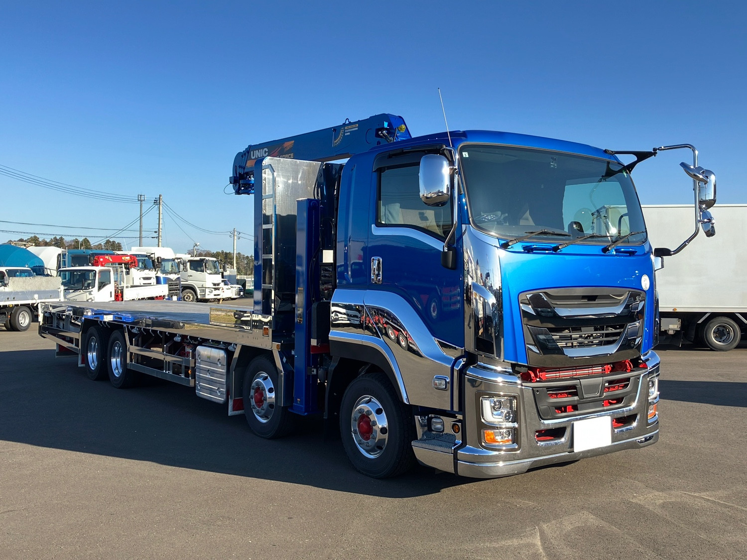 いすゞ ギガ 2PG-CYH77D(8x4)の写真2