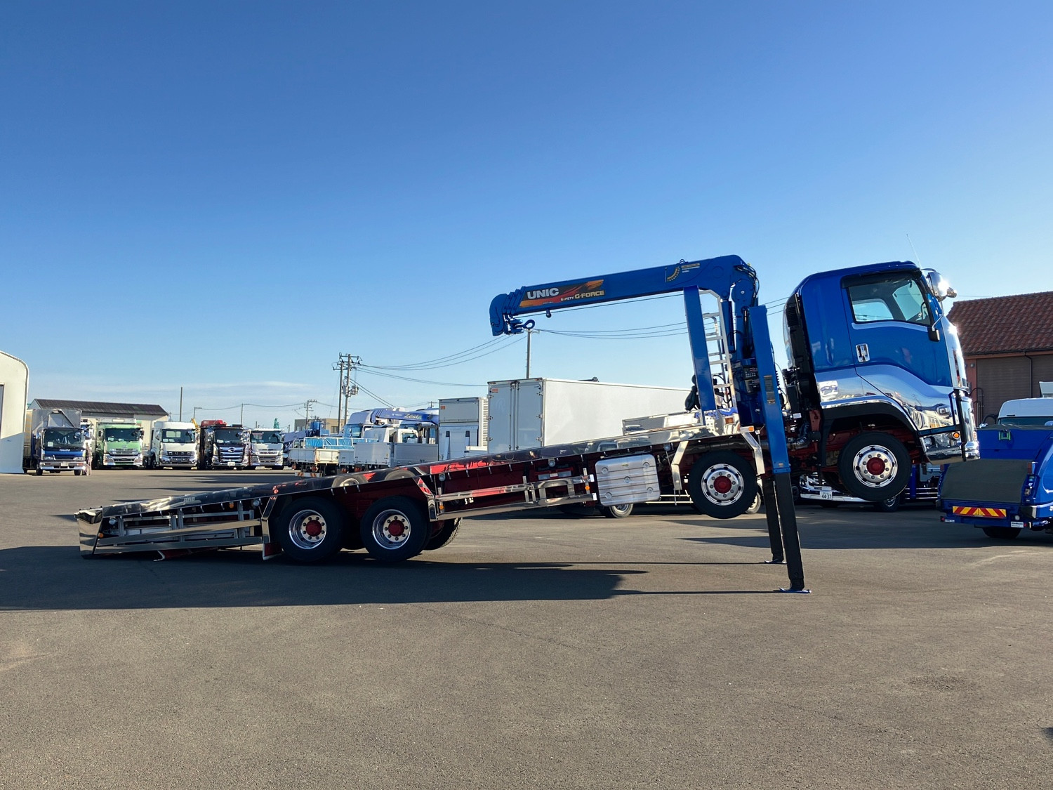 いすゞ ギガ 2PG-CYH77D(8x4)の写真6