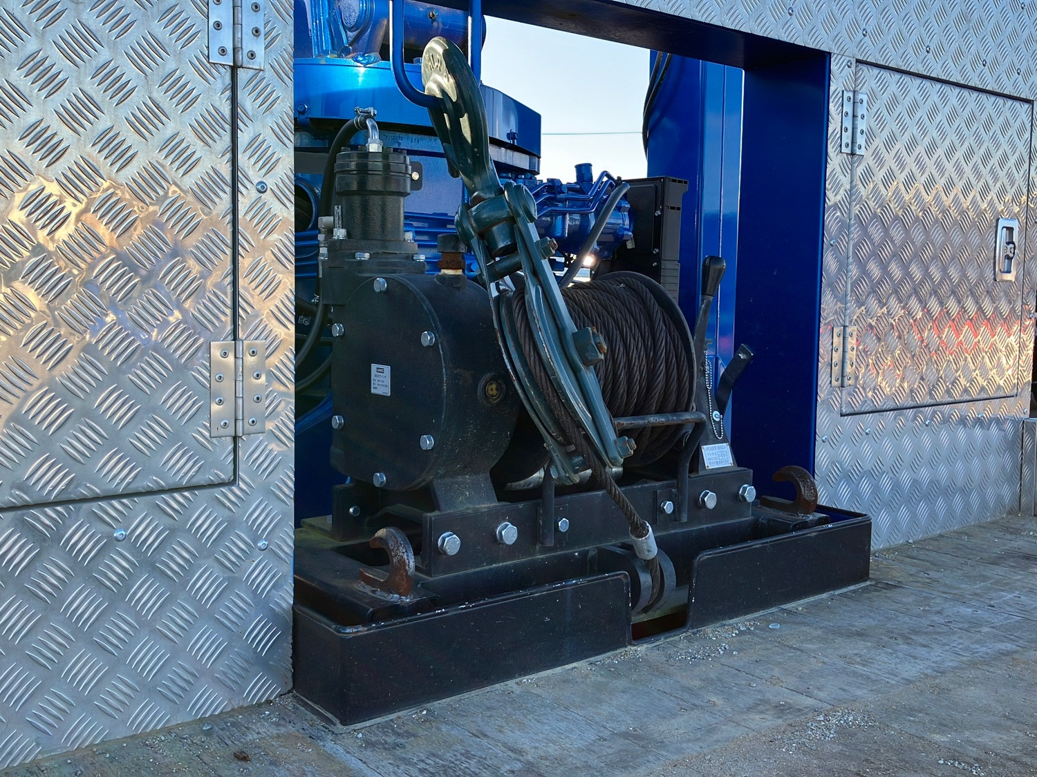 いすゞ ギガ 2PG-CYH77D(8x4)の写真10