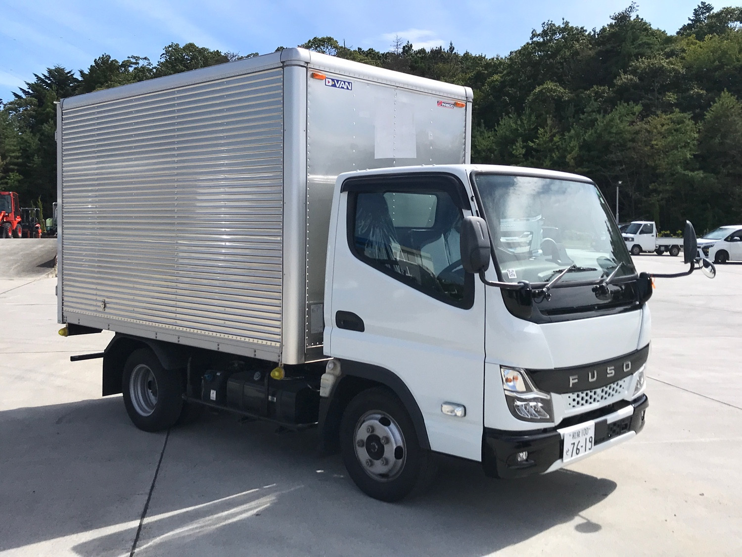 三菱 キャンター 2RG-FBA20(2WD)の写真2