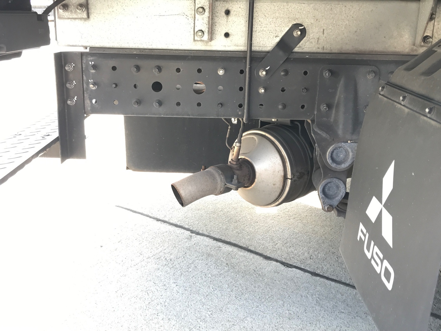 三菱 キャンター 2RG-FBA20(2WD)の写真10