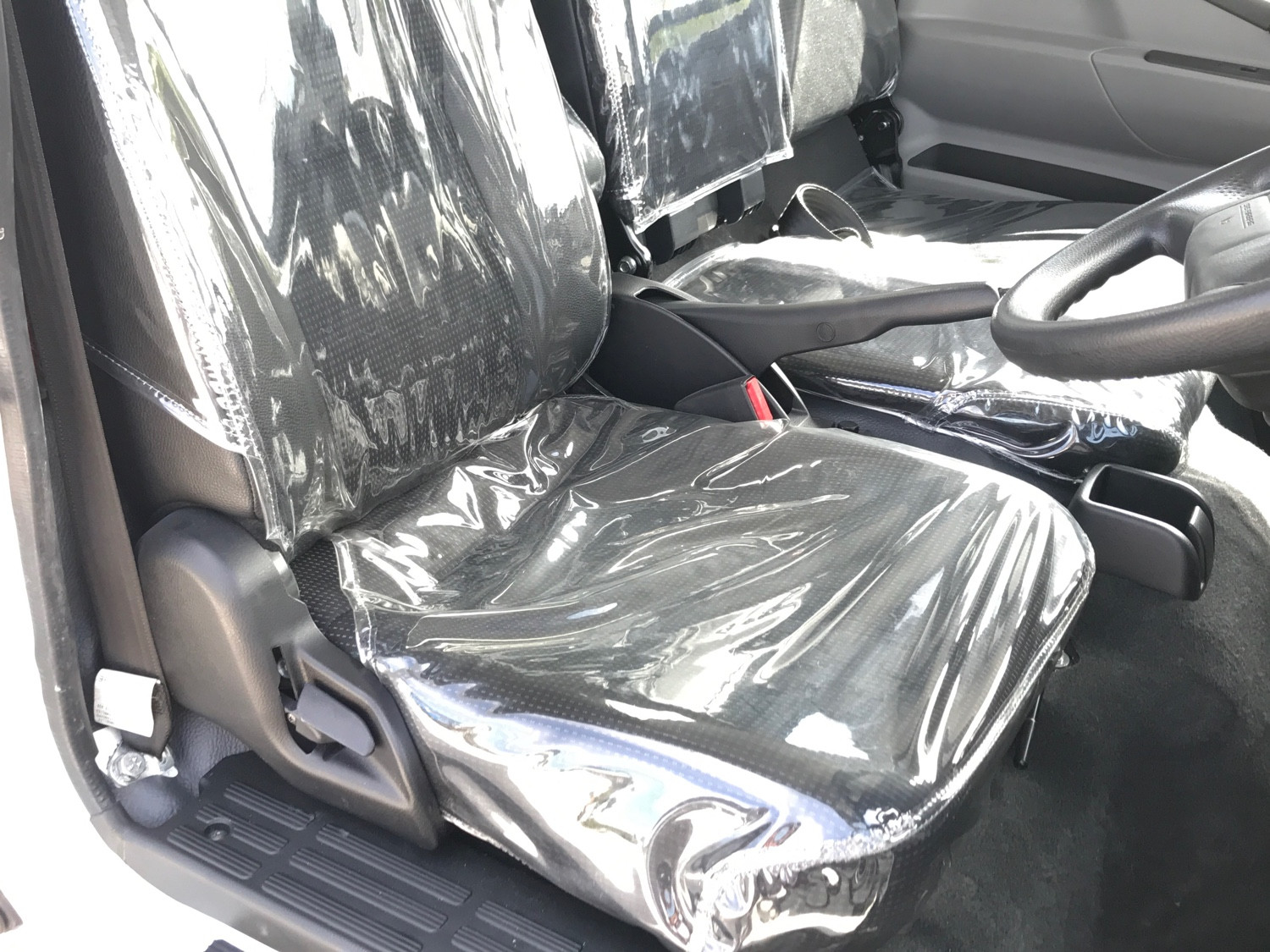 三菱 キャンター 2RG-FBA20(2WD)の写真14