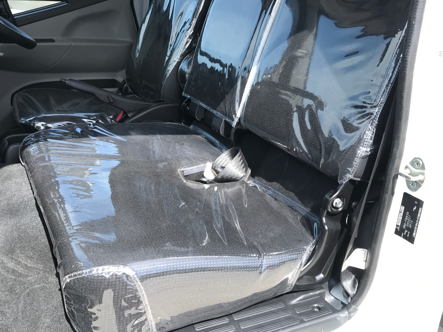 三菱 キャンター 2RG-FBA20(2WD)の写真15