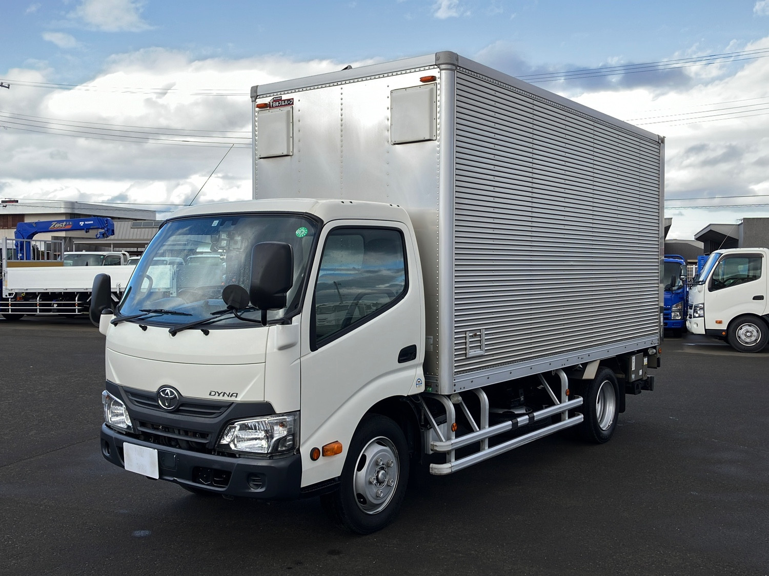 トヨタ ダイナ TPG-XZU655(2WD)の写真1