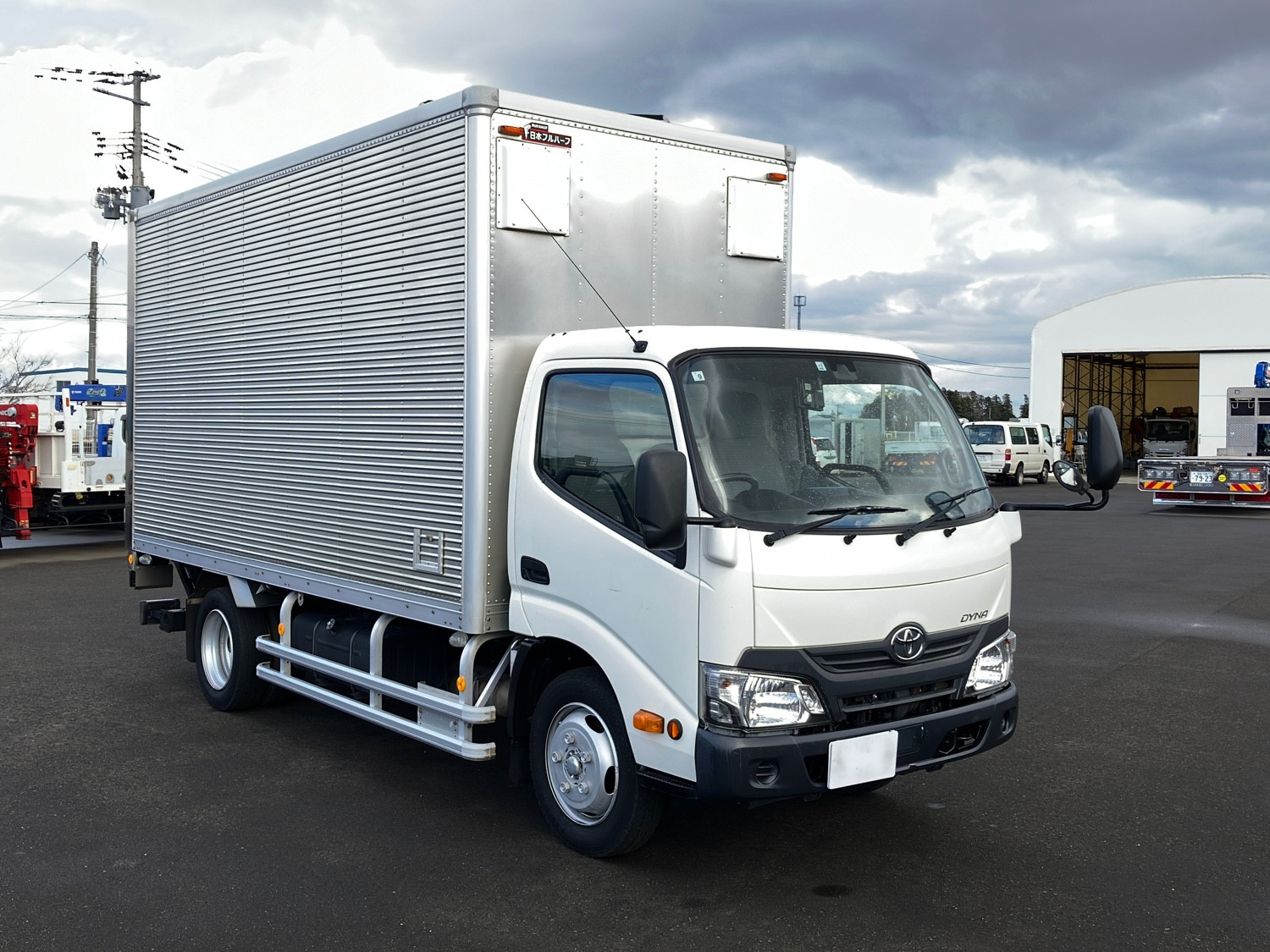 トヨタ ダイナ TPG-XZU655(2WD)の写真2