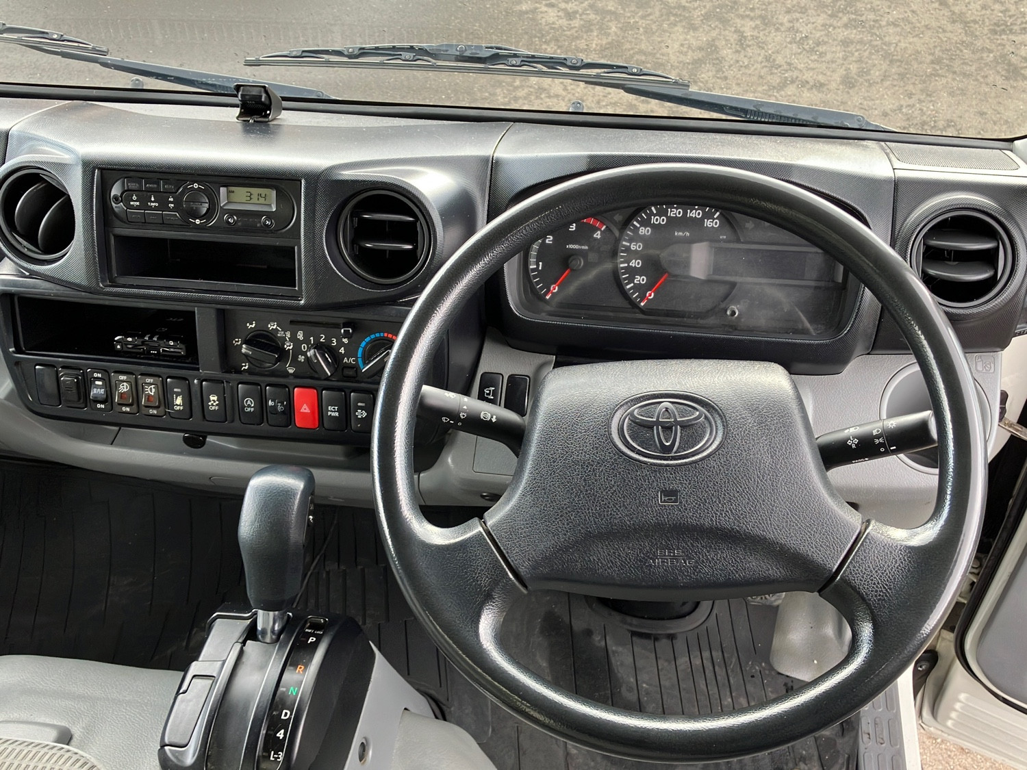 トヨタ ダイナ TPG-XZU655(2WD)の写真19