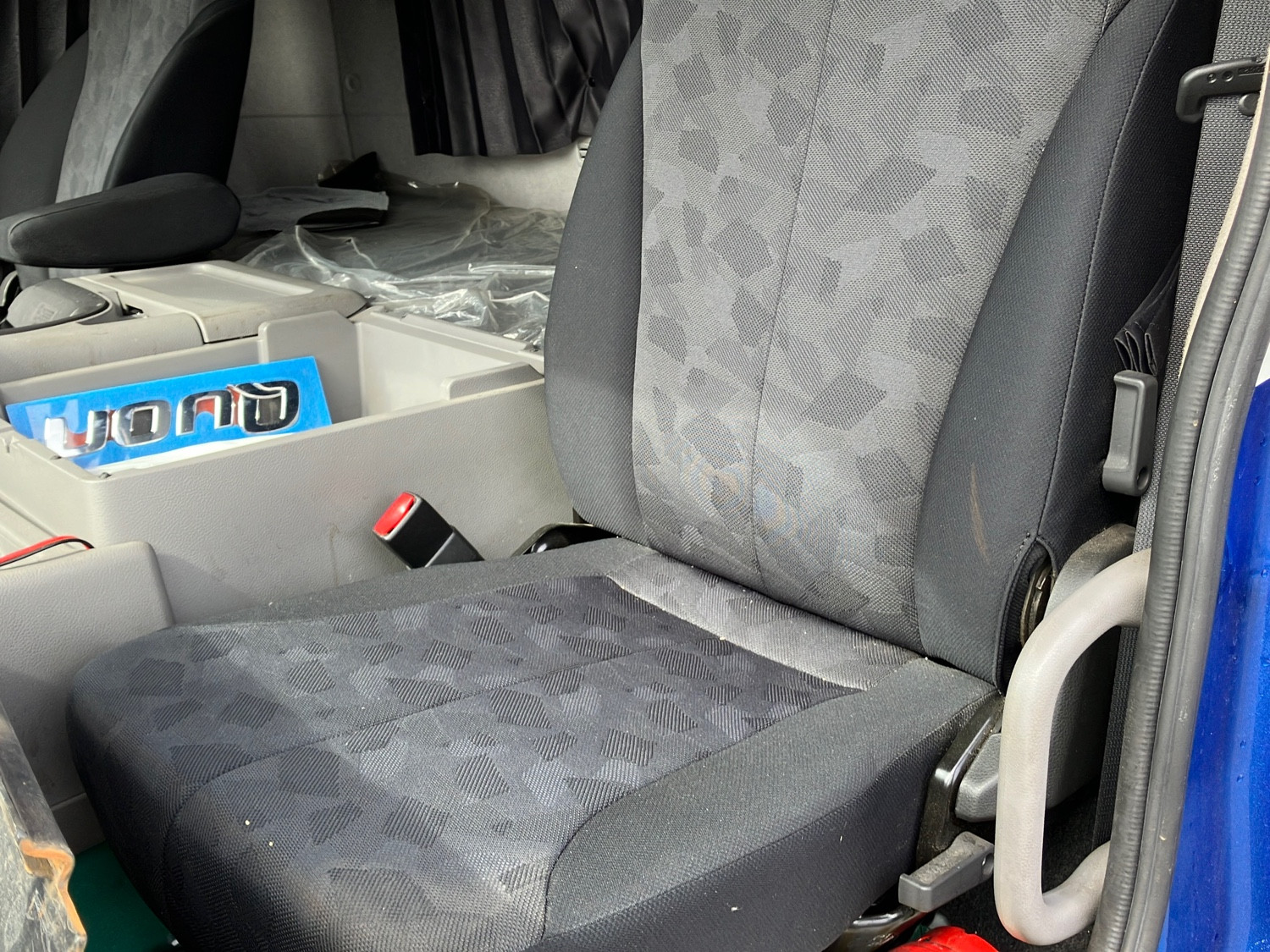 UD クオン 2PG-GK5AAB(2WD)の写真16