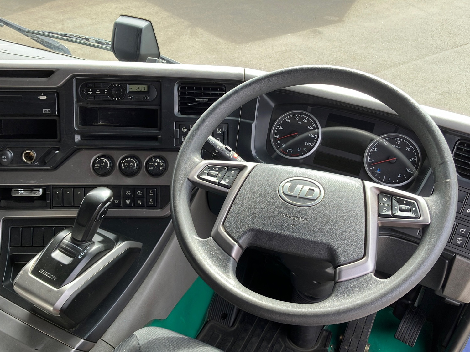 UD クオン 2PG-GK5AAB(2WD)の写真17