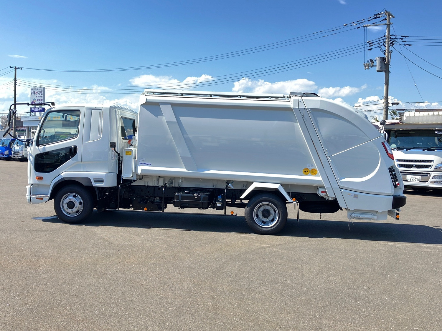 三菱 ファイター 2KG-FK62F(2WD)の写真5