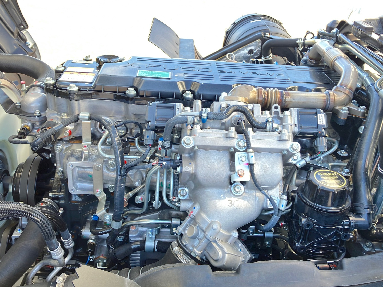 三菱 ファイター 2KG-FK62F(2WD)の写真15